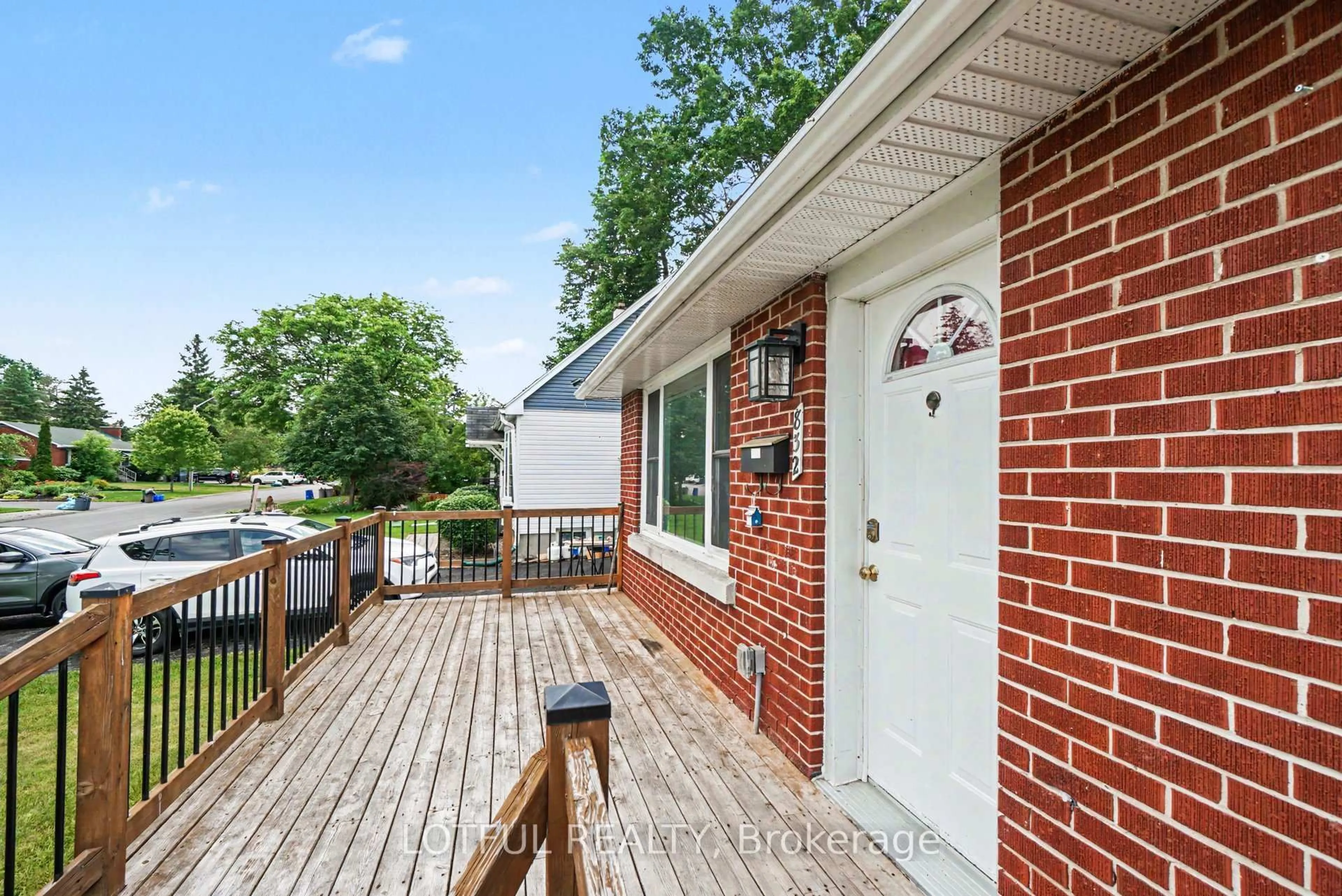 Home with brick exterior material, unknown for 832 Rex Ave, Ottawa Ontario K2A 2P5