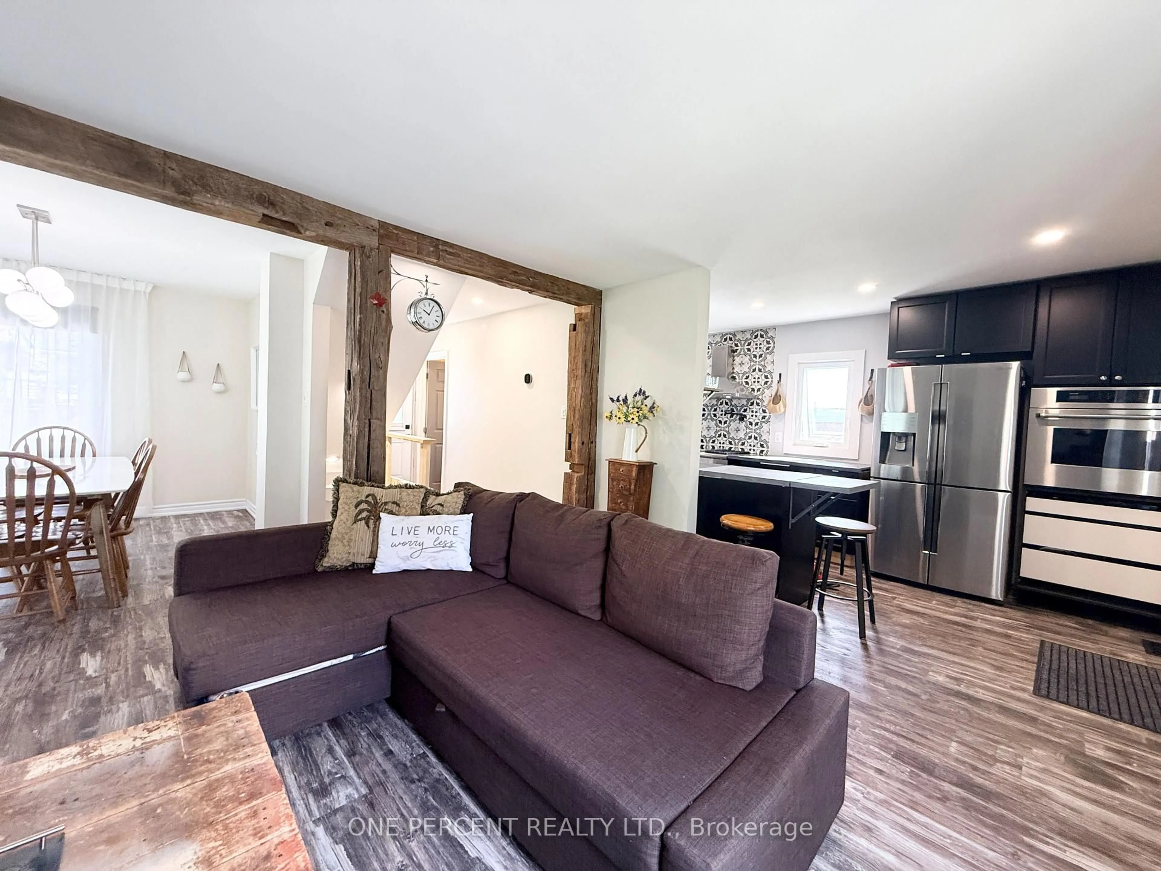 Living room with furniture, unknown for 92 Noble St, Meaford Ontario N4L 1M8