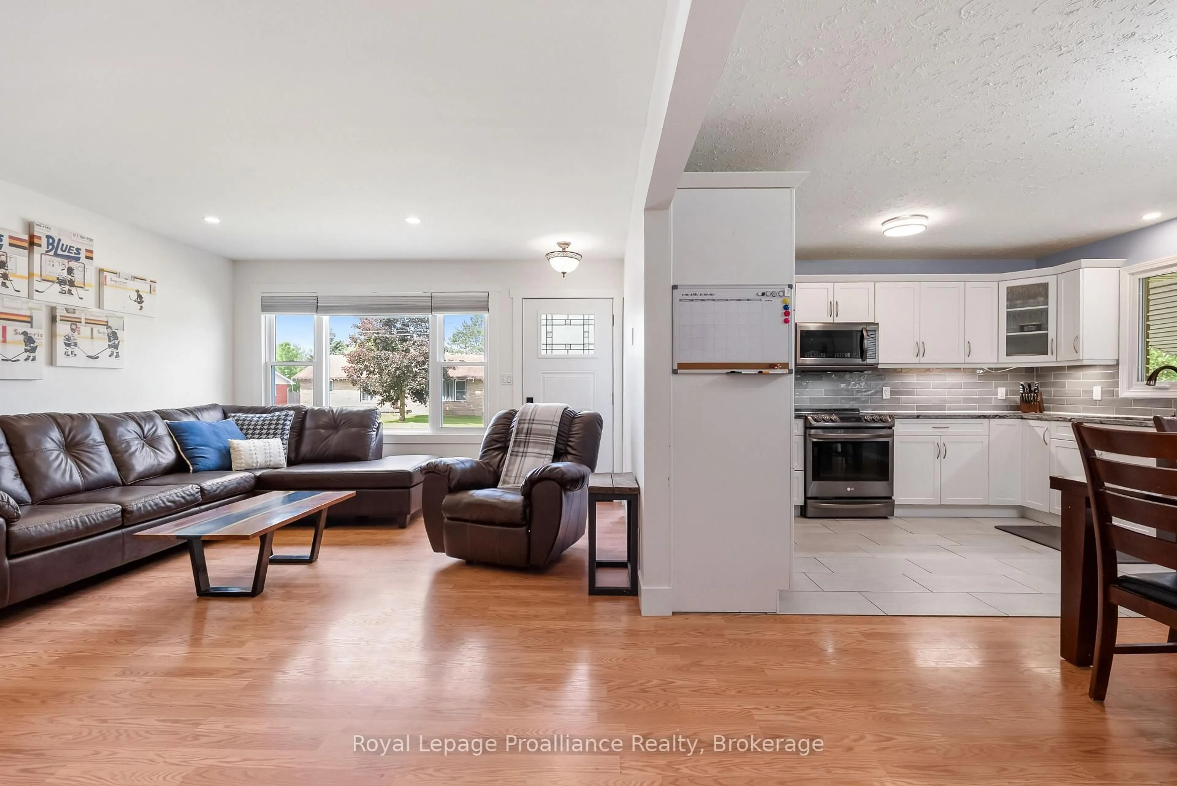 Open concept kitchen, unknown for 161 Holly Dr, Stirling Ontario K0K 3E0