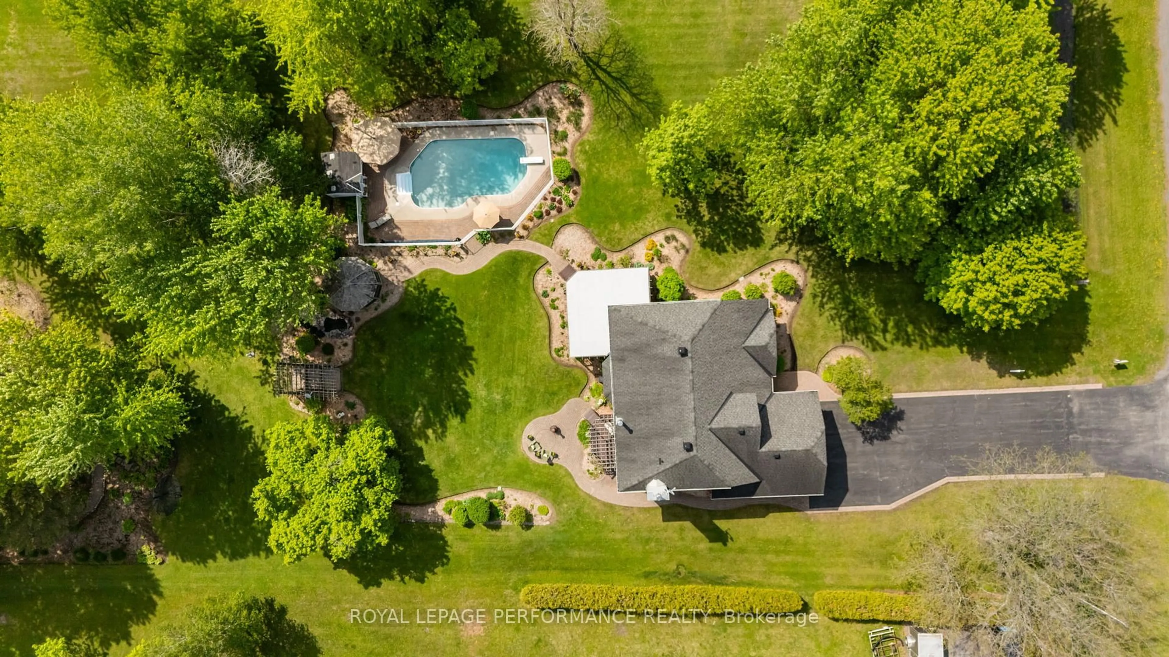 A pic from outside/outdoor area/front of a property/back of a property/a pic from drone, water/lake/river/ocean view for 882 Du Castor Rd, The Nation Ontario K0A 3C0