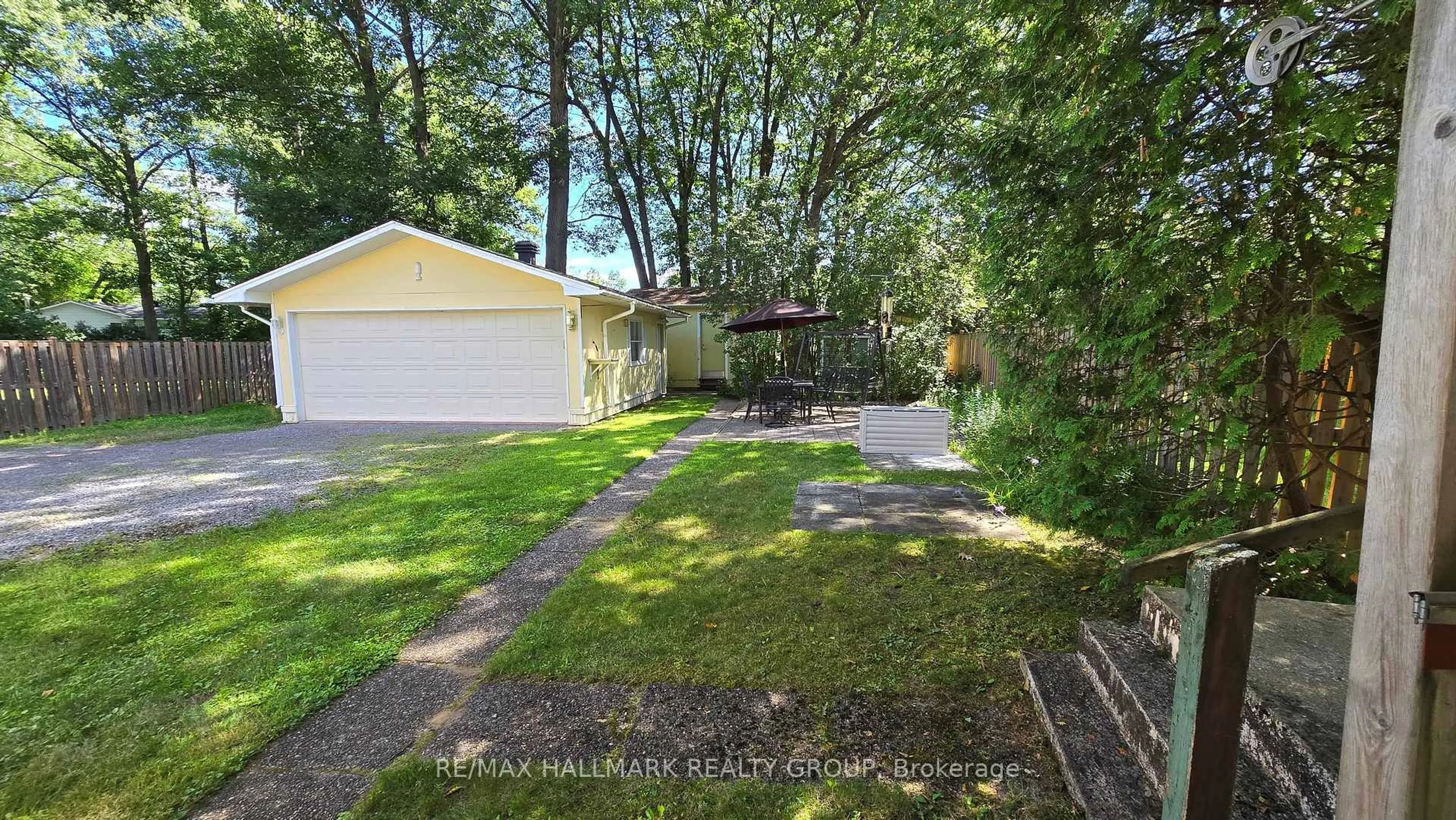 Unknown for 266 Baldwin St, Ottawa Ontario K0A 3M0
