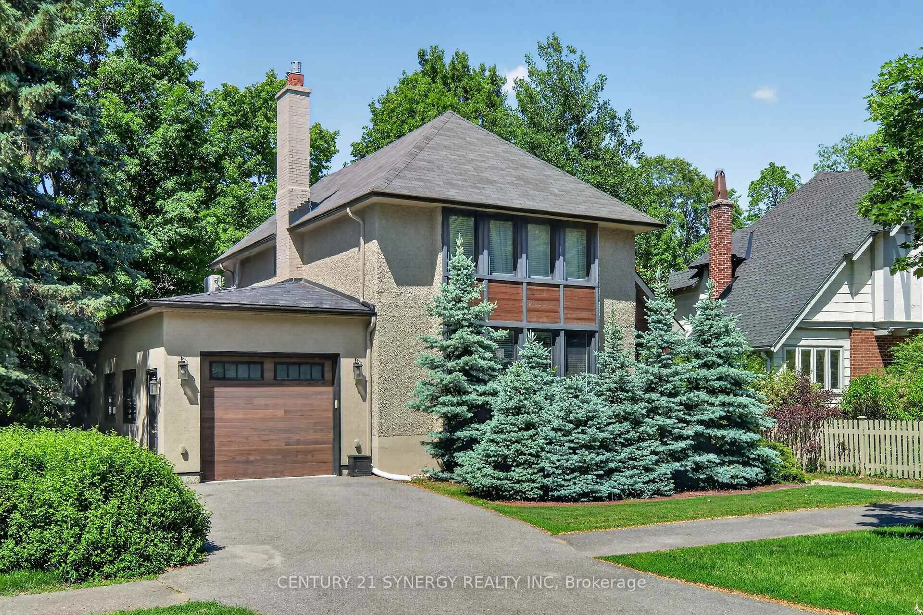Home with brick exterior material, street for 719 Island Park Dr, Ottawa Ontario K1Y 0B8