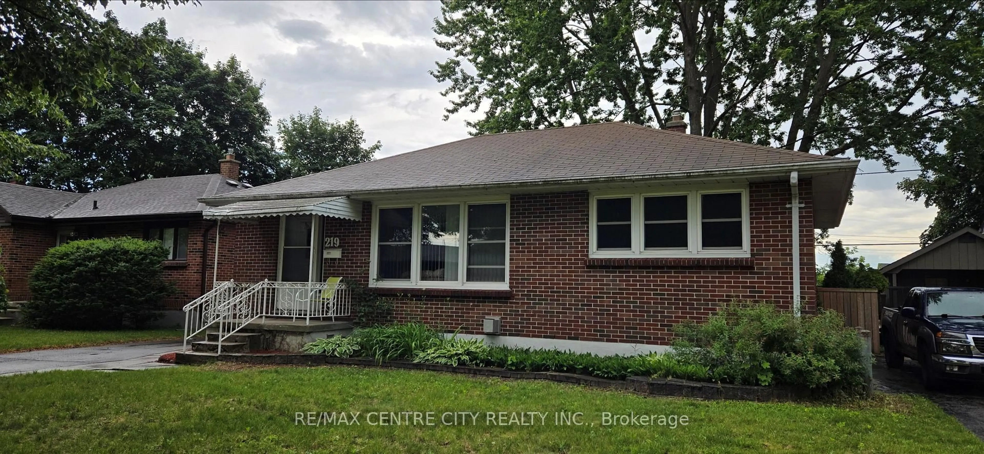 Home with brick exterior material, street for 219 Fairway Ave, London East Ontario N5W 1J2