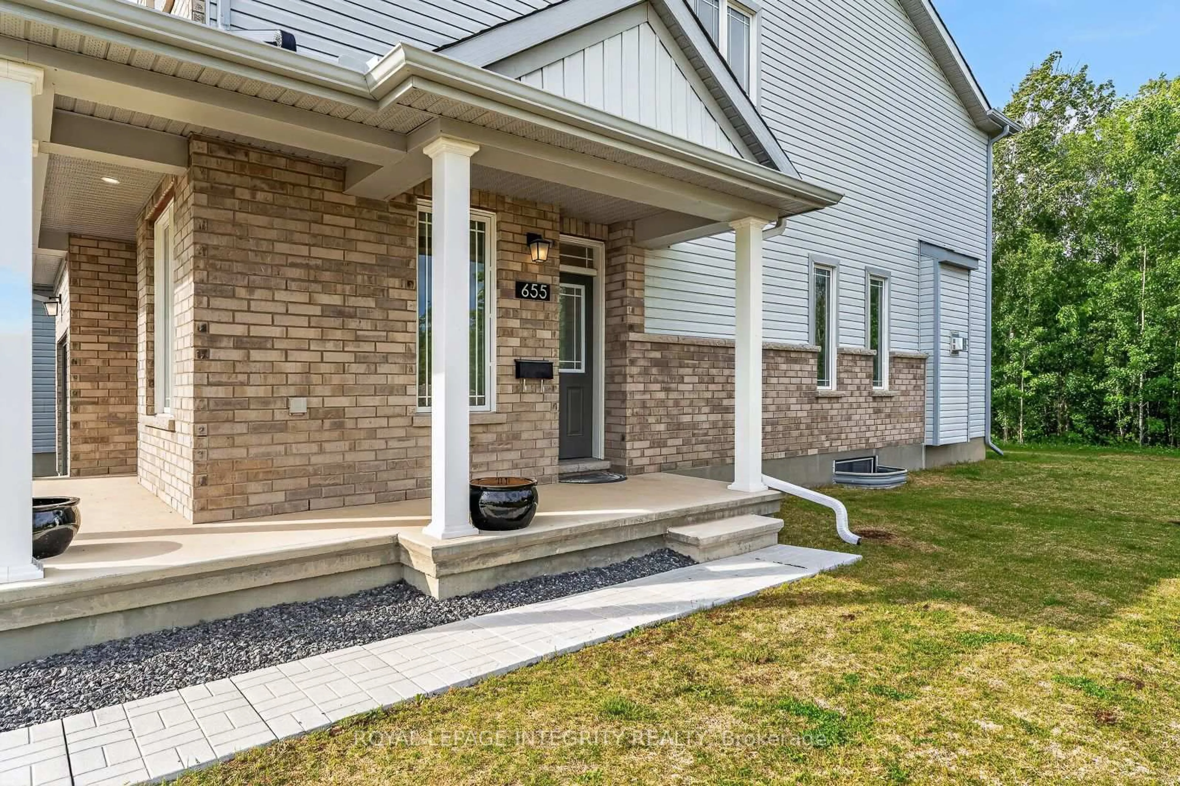 Unknown for 655 PERSIMMON Way, Ottawa Ontario K1W 0T2