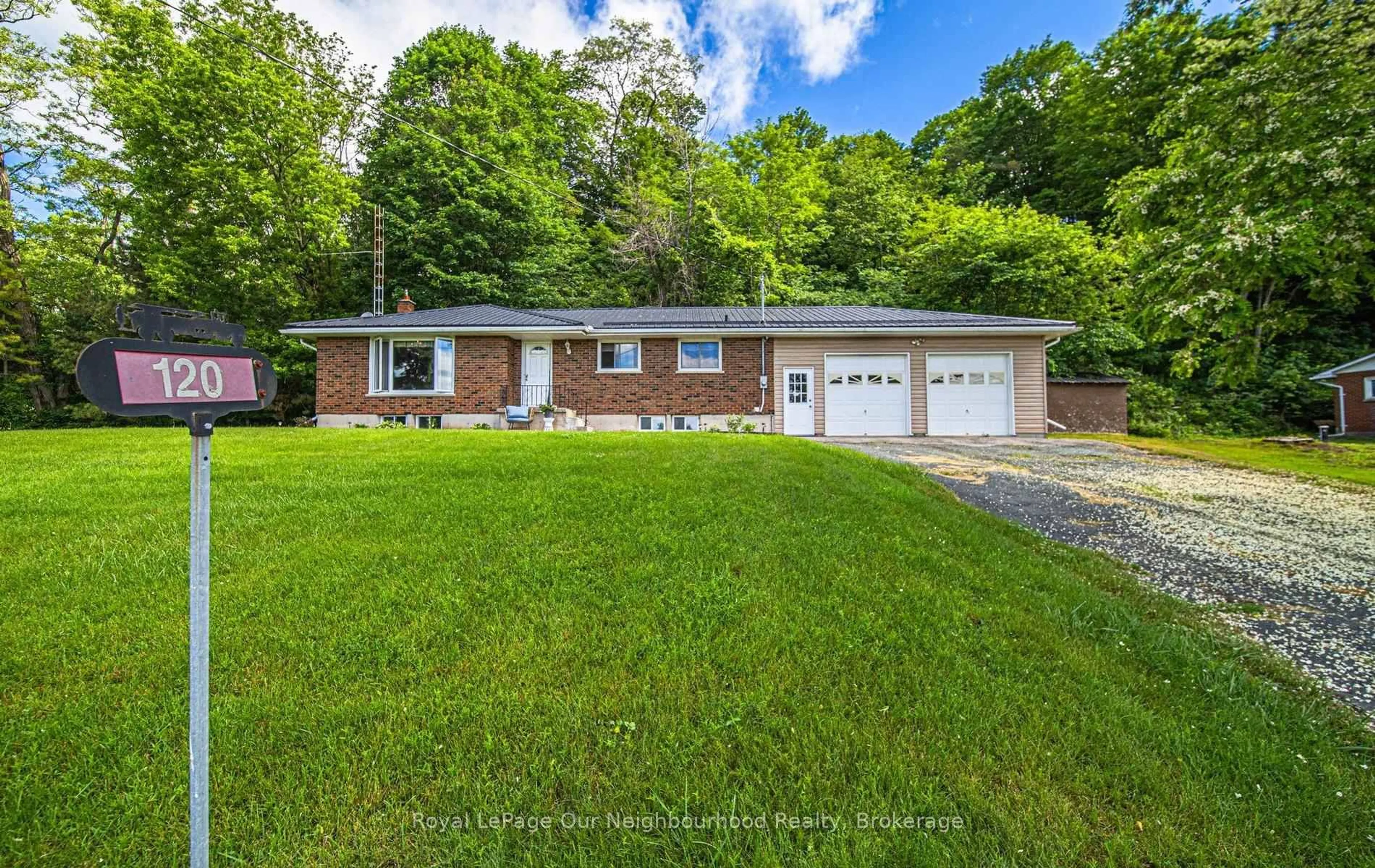 A pic from outside/outdoor area/front of a property/back of a property/a pic from drone, unknown for 120 Massey Rd, Alnwick/Haldimand Ontario K9A 4J8