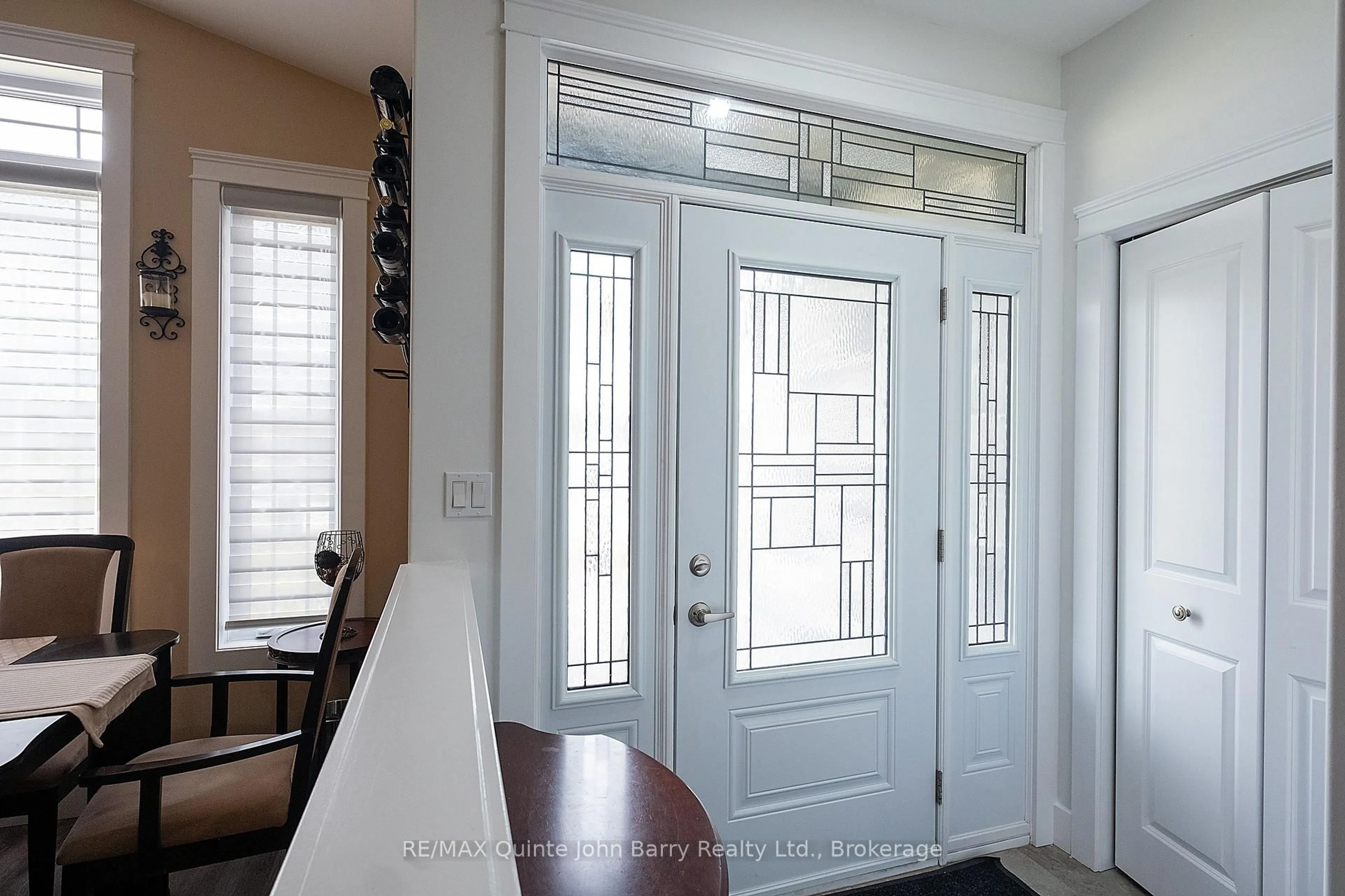 Indoor entryway for 46 Birchmount St, Quinte West Ontario K8V 0C6