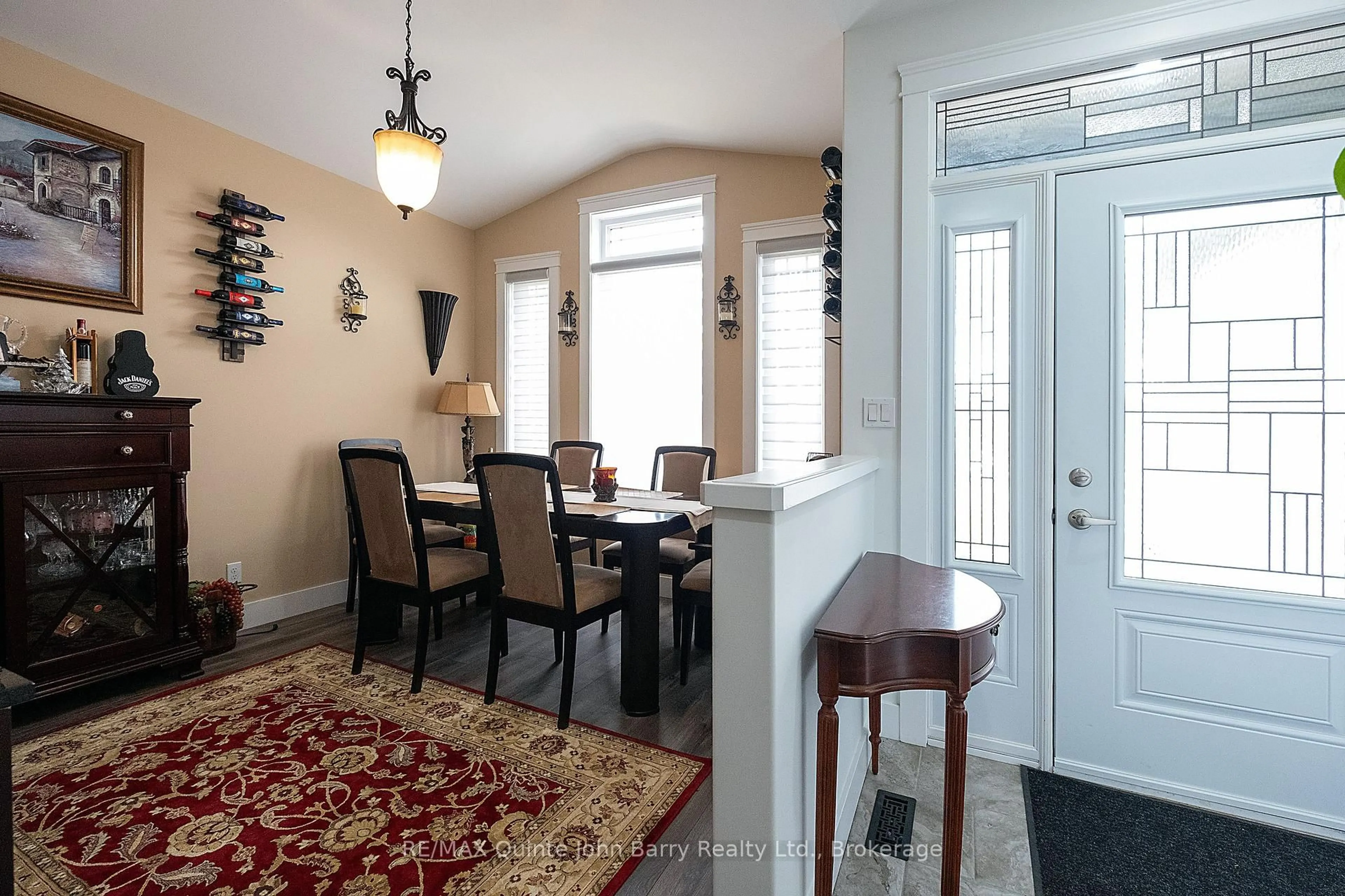 Dining room, unknown for 46 Birchmount St, Quinte West Ontario K8V 0C6