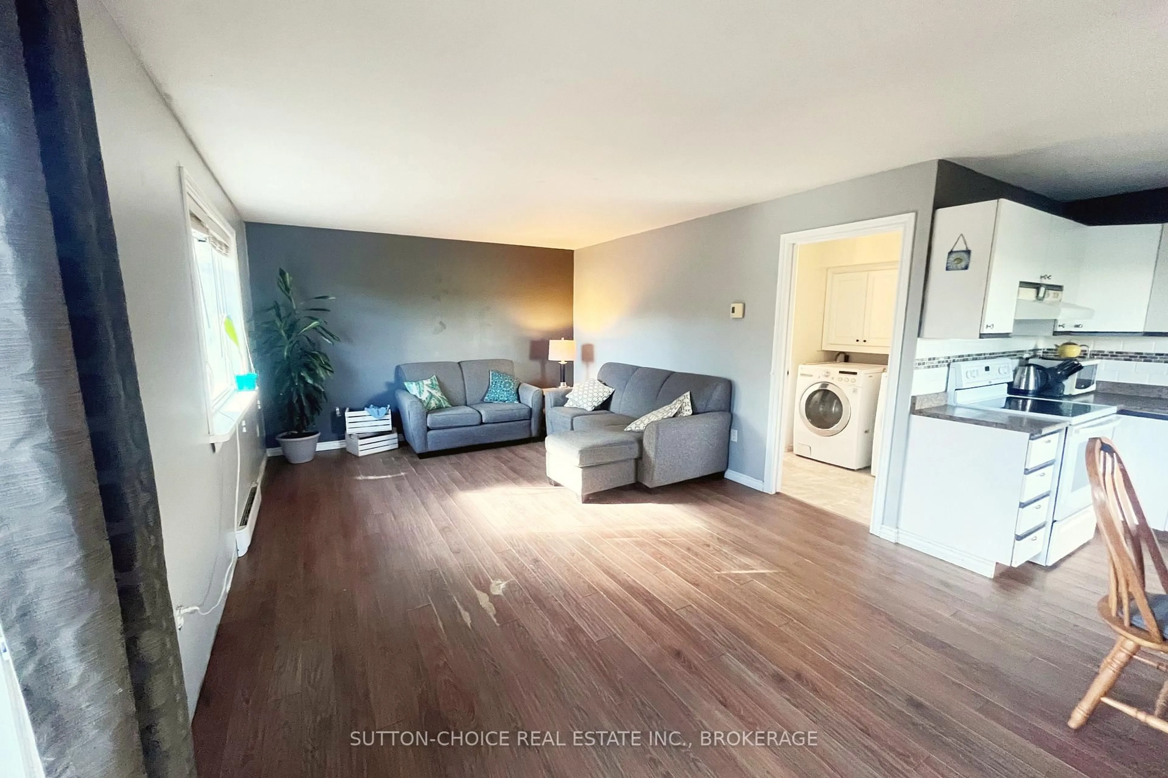 A pic of a room for 606 Highway 94, East Ferris Ontario P0H 1K0