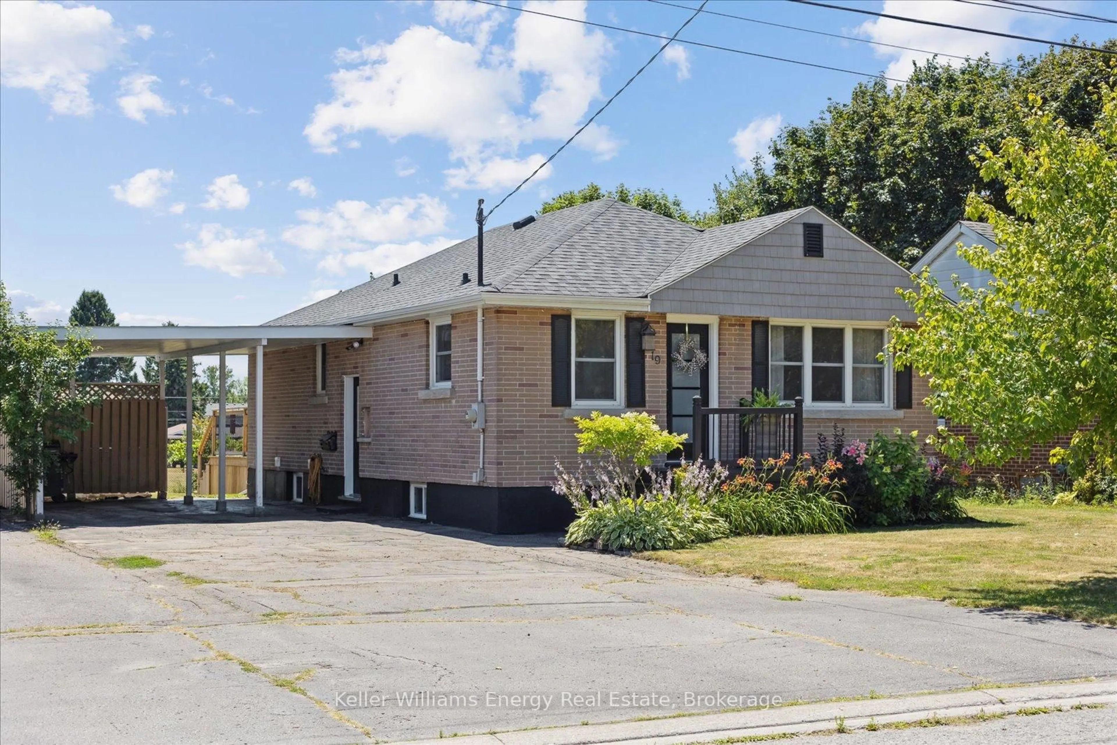 Home with vinyl exterior material, street for 19 Ralston Dr, Port Hope Ontario L1A 2C2
