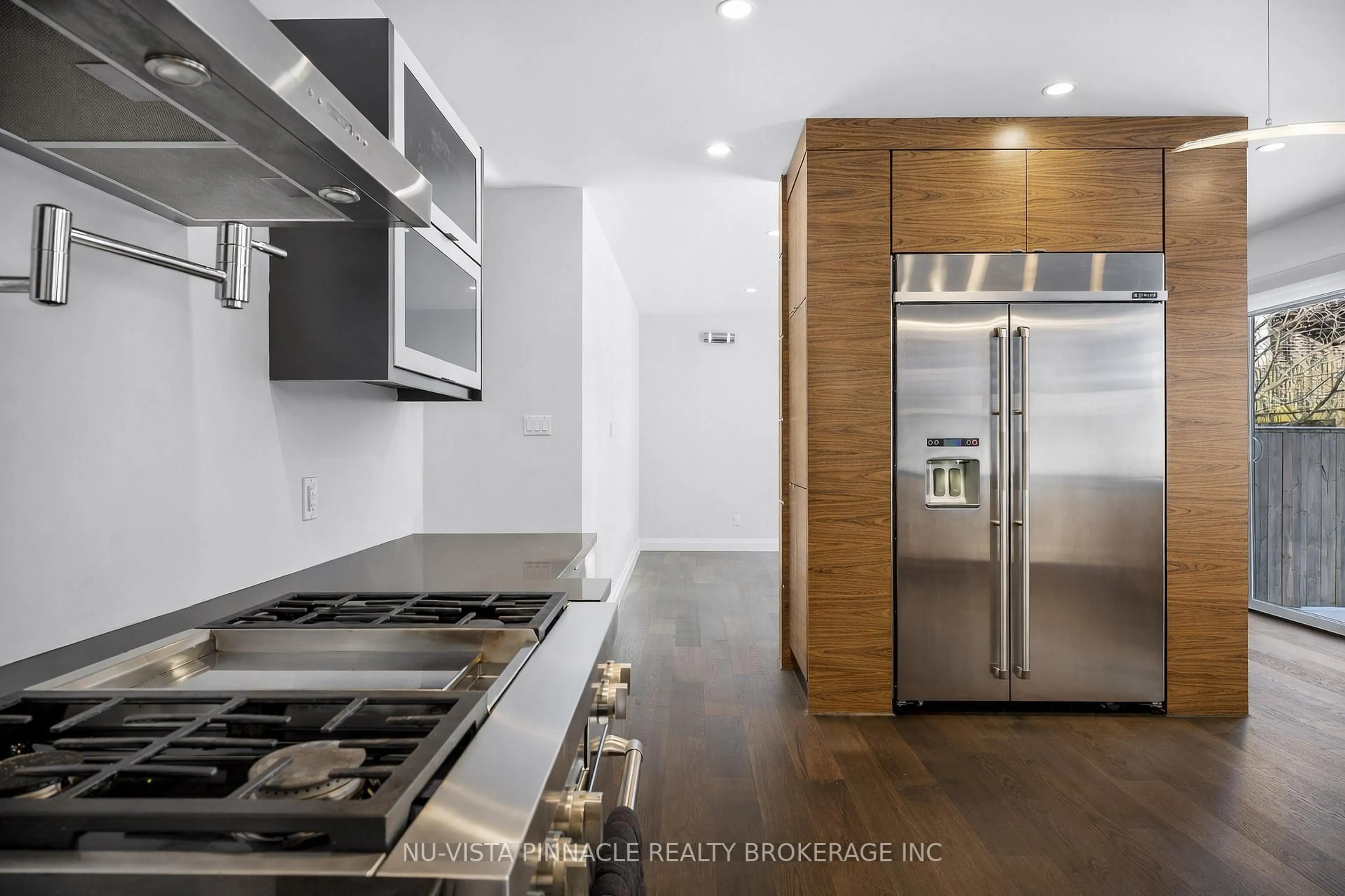 Contemporary kitchen, ceramic/tile floor for 433 Hyde Park Rd #16, London North Ontario N6H 3R9