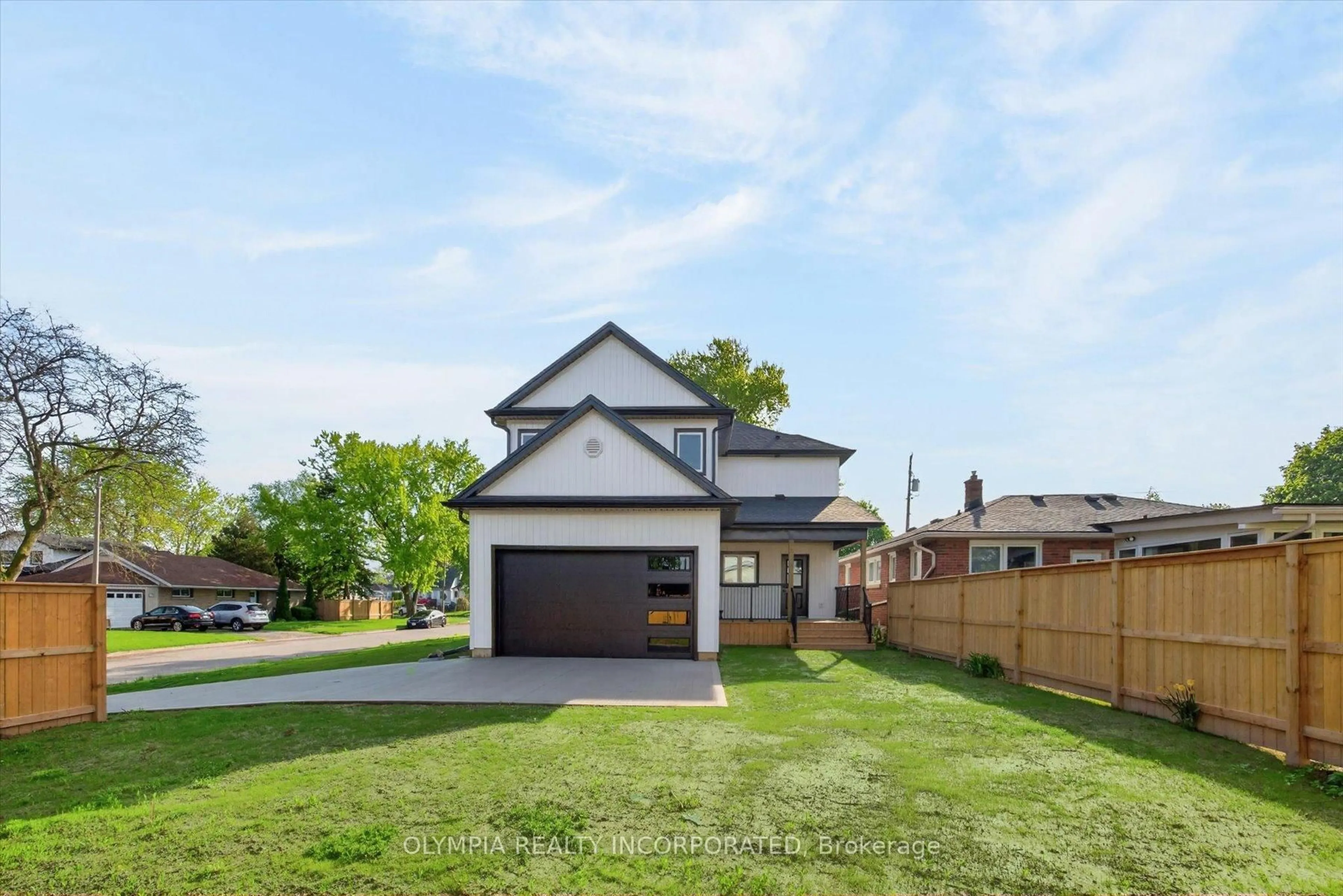 Home with brick exterior material, street for 1110 Vansickle Rd, St. Catharines Ontario L2S 2Z3