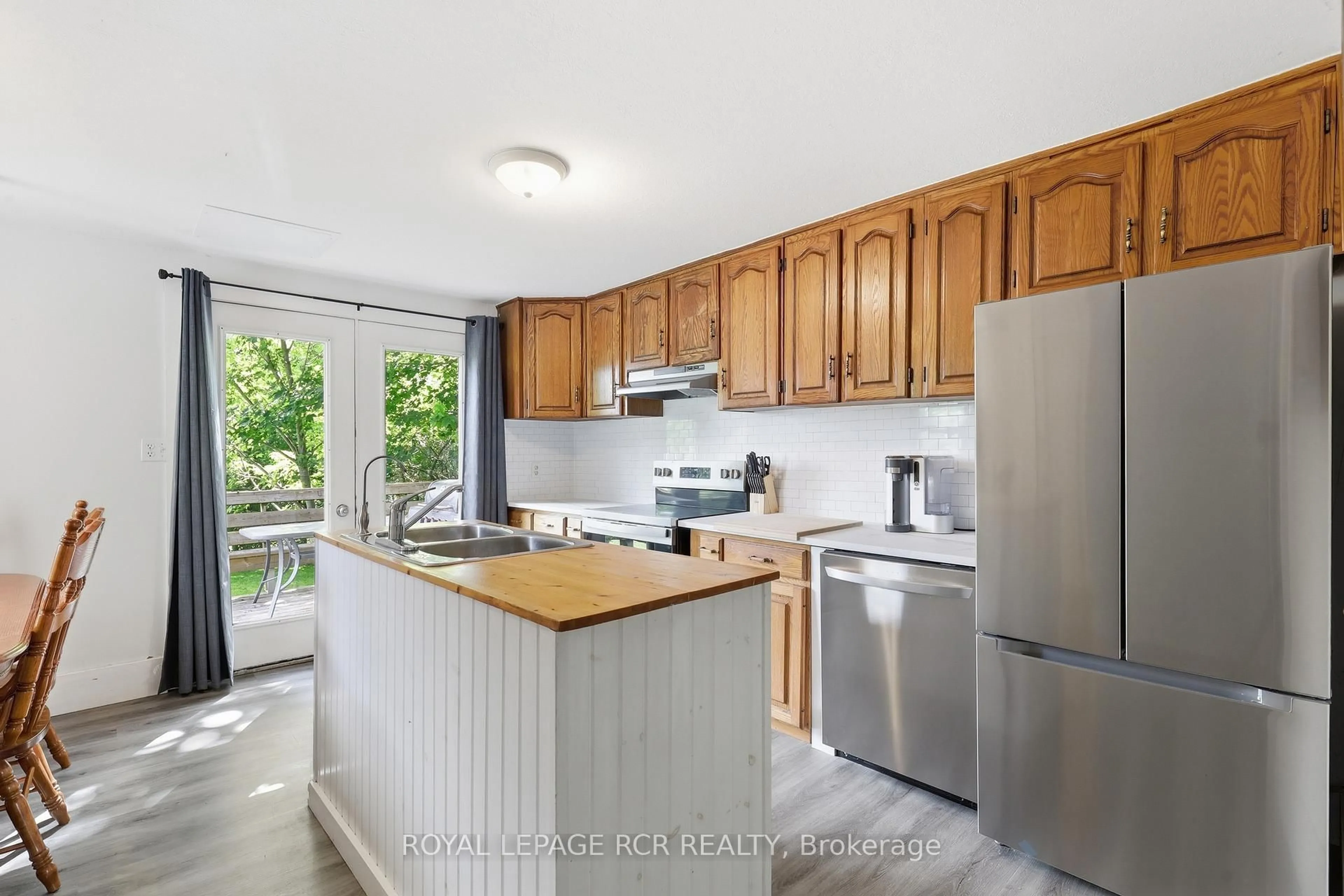 Standard kitchen, unknown for 170 Edward St, Wellington North Ontario N0G 1A0