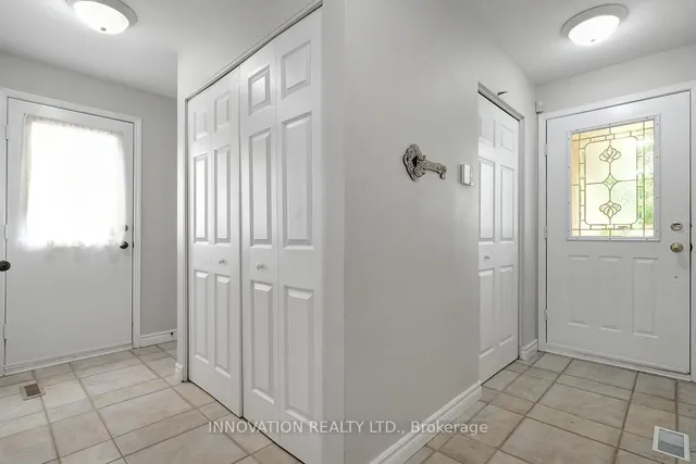 111 Beechfern Dr, Stittsville 4