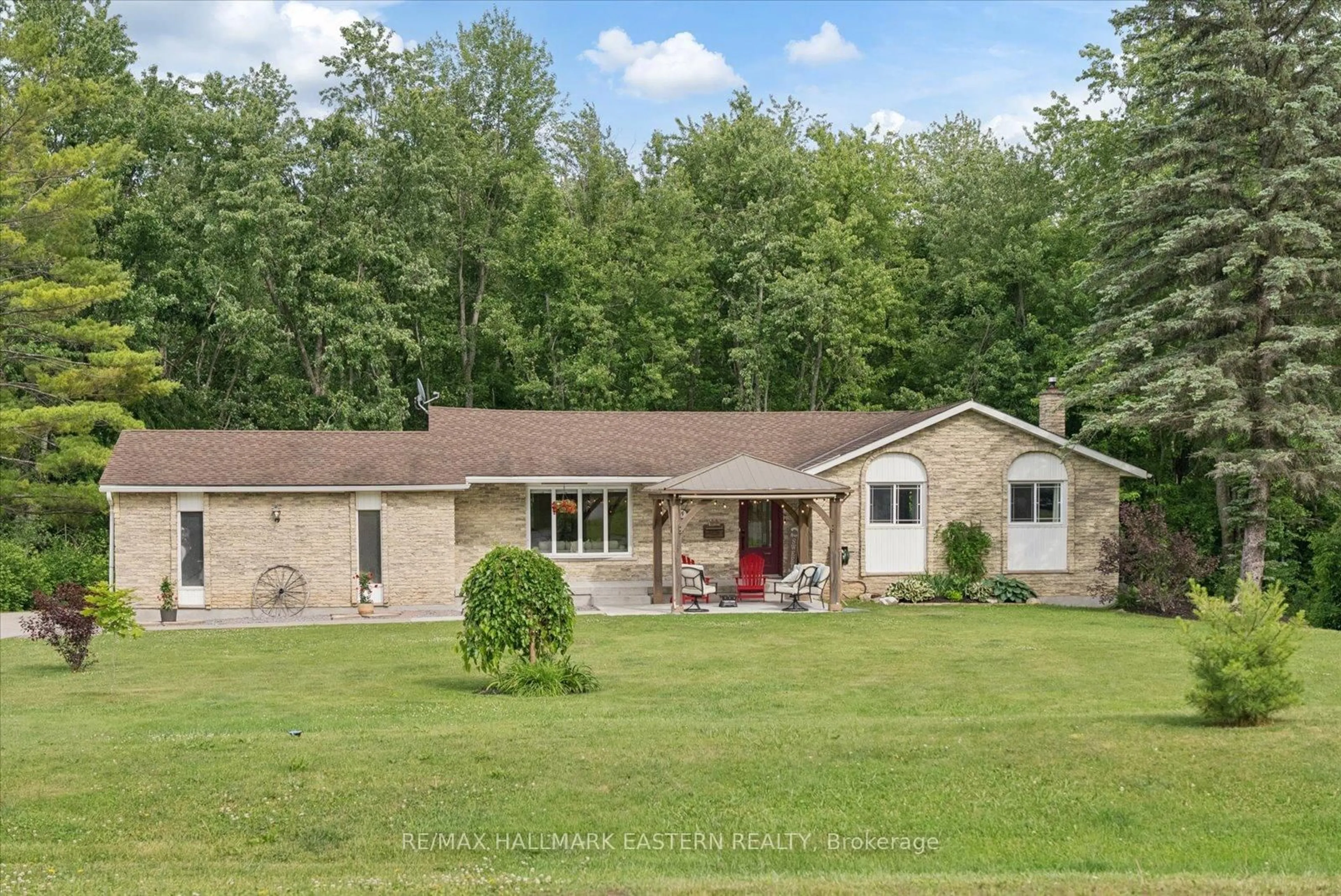 A pic from outside/outdoor area/front of a property/back of a property/a pic from drone, unknown for 59 Crystal Springs Dr, Otonabee-South Monaghan Ontario K9J 6Y3