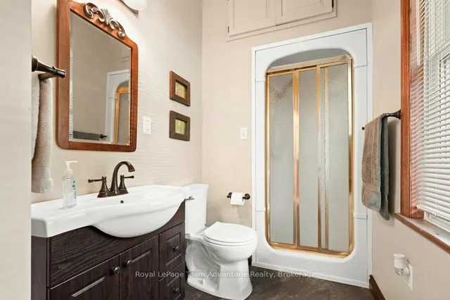 35 William St, Parry Sound 5