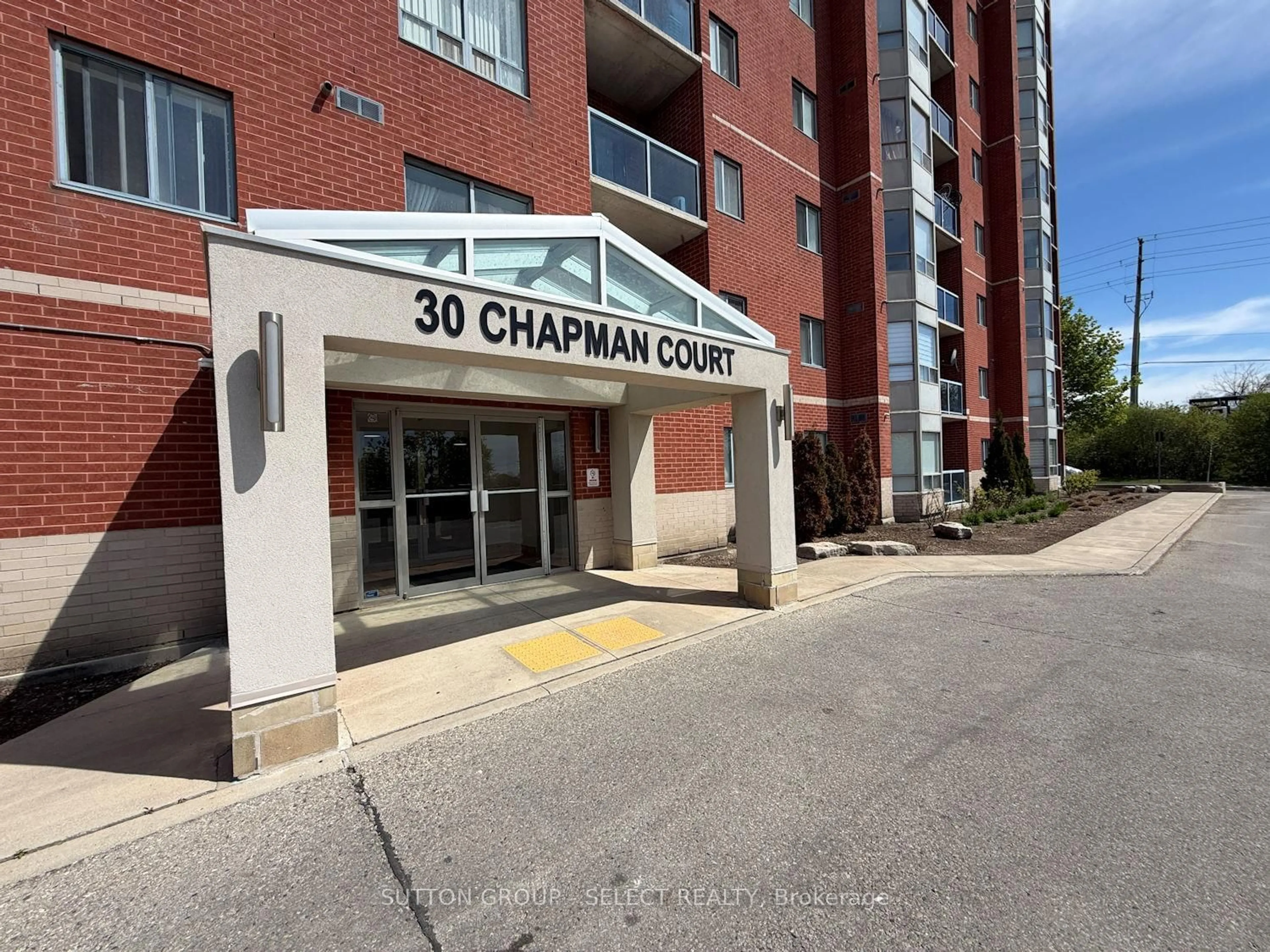 Unknown for 30 Chapman Crt #407, London North Ontario N6G 4Y4