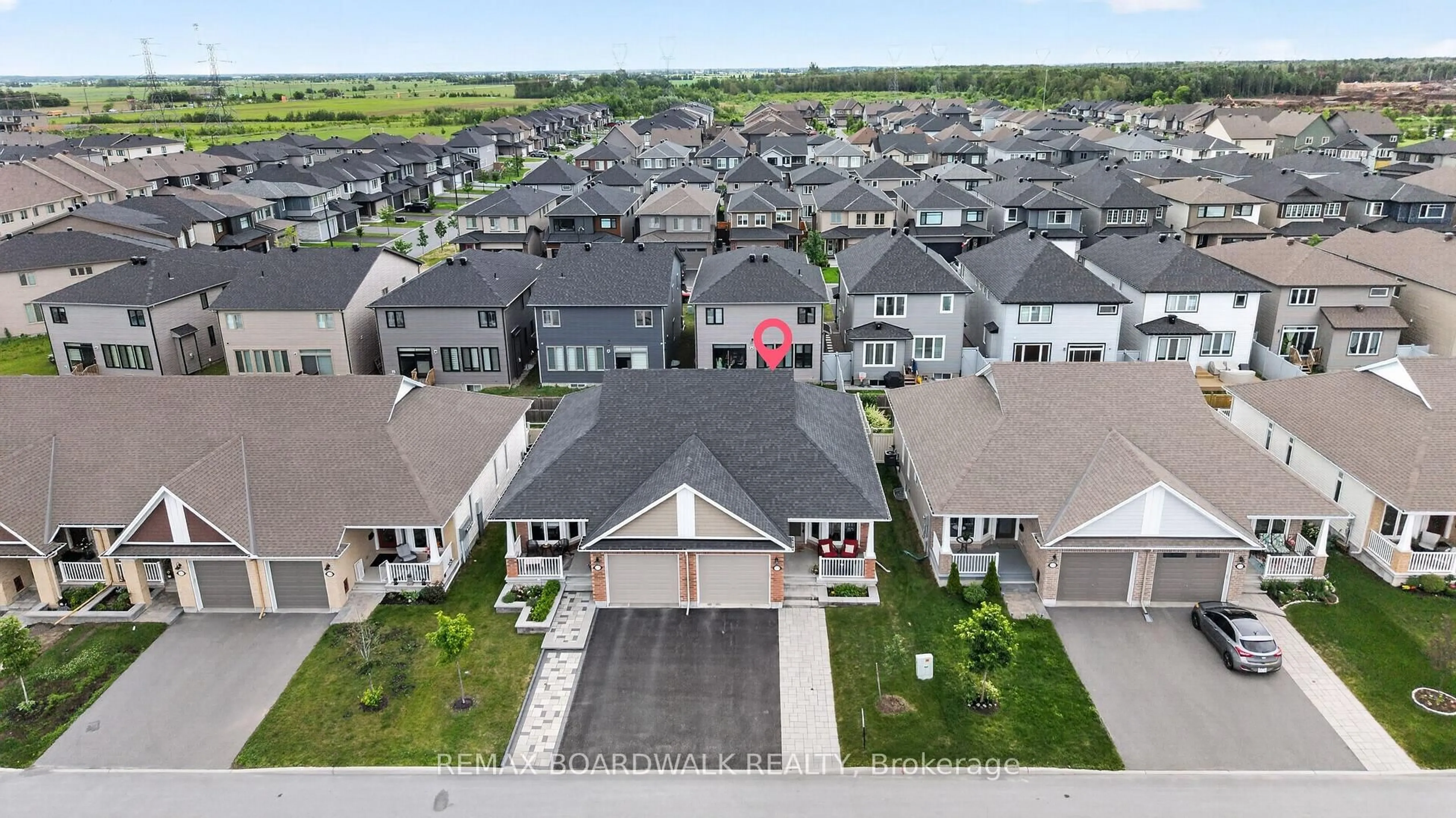 A pic from outside/outdoor area/front of a property/back of a property/a pic from drone, street for 224 Maygrass Way, Ottawa Ontario K2S 2K6