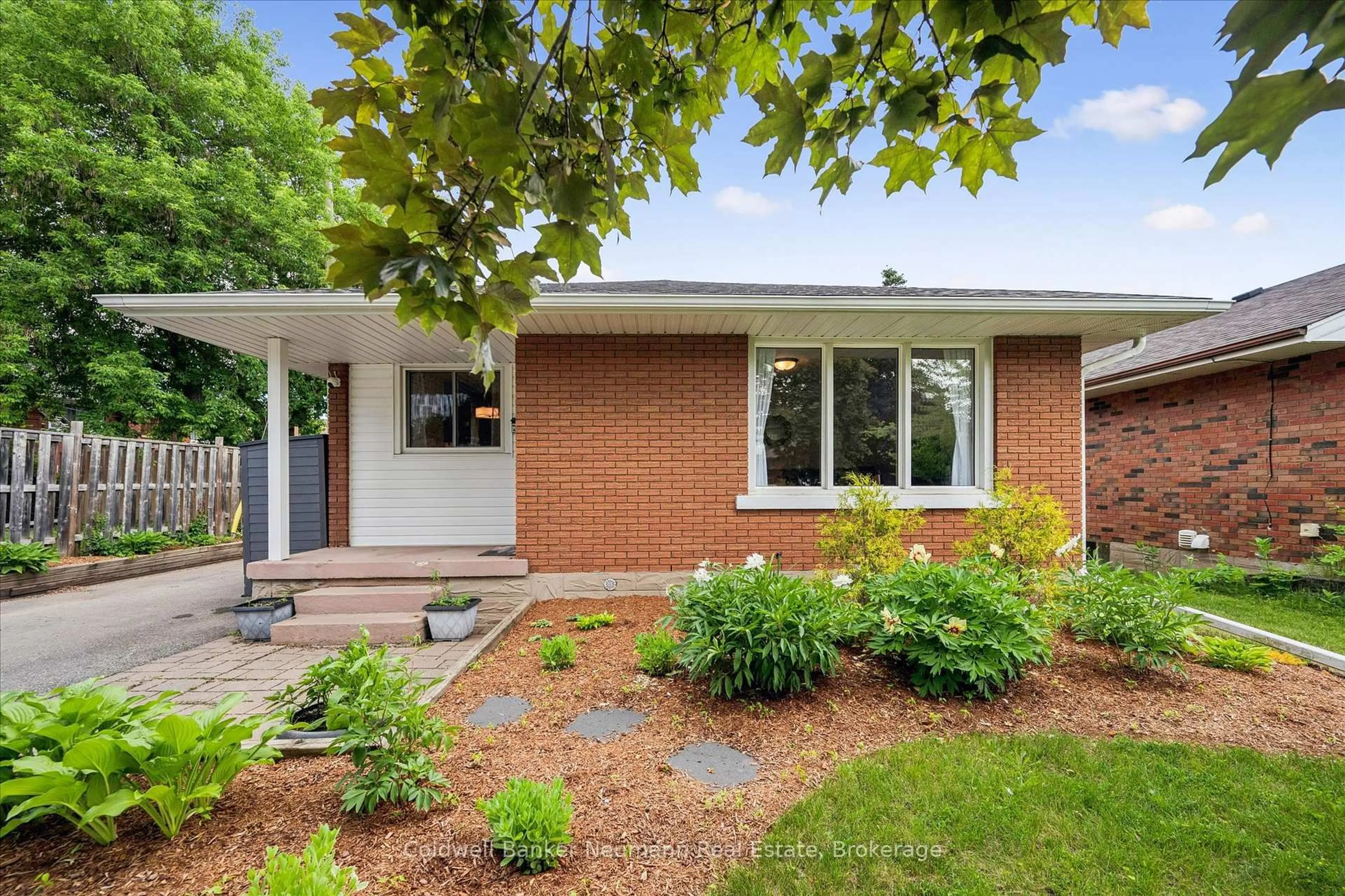 Home with brick exterior material, street for 179 Sekura St, Cambridge Ontario N1R 3R2
