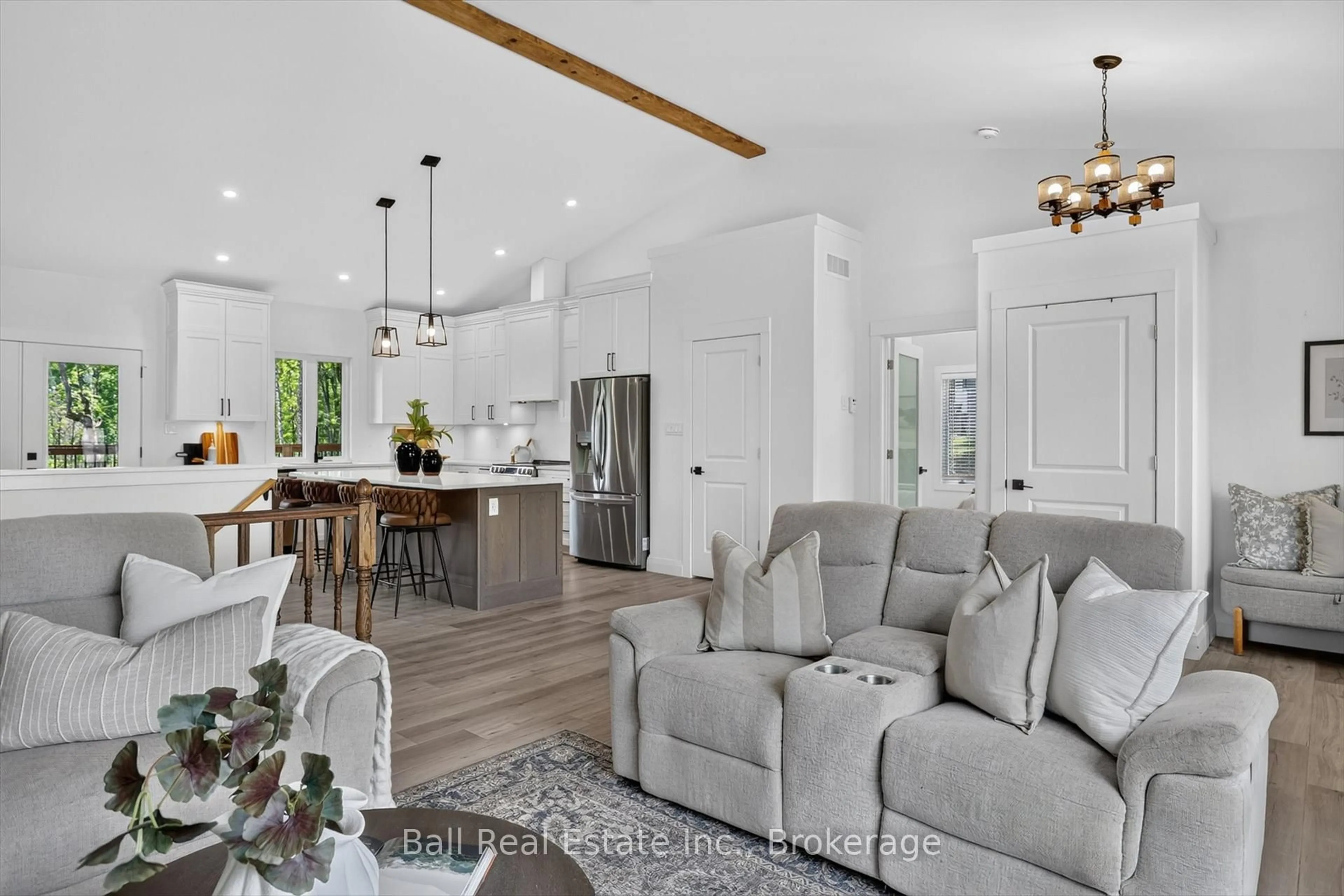 Open concept kitchen, unknown for 53 Sumcot Dr, Trent Lakes Ontario K0L 1J0