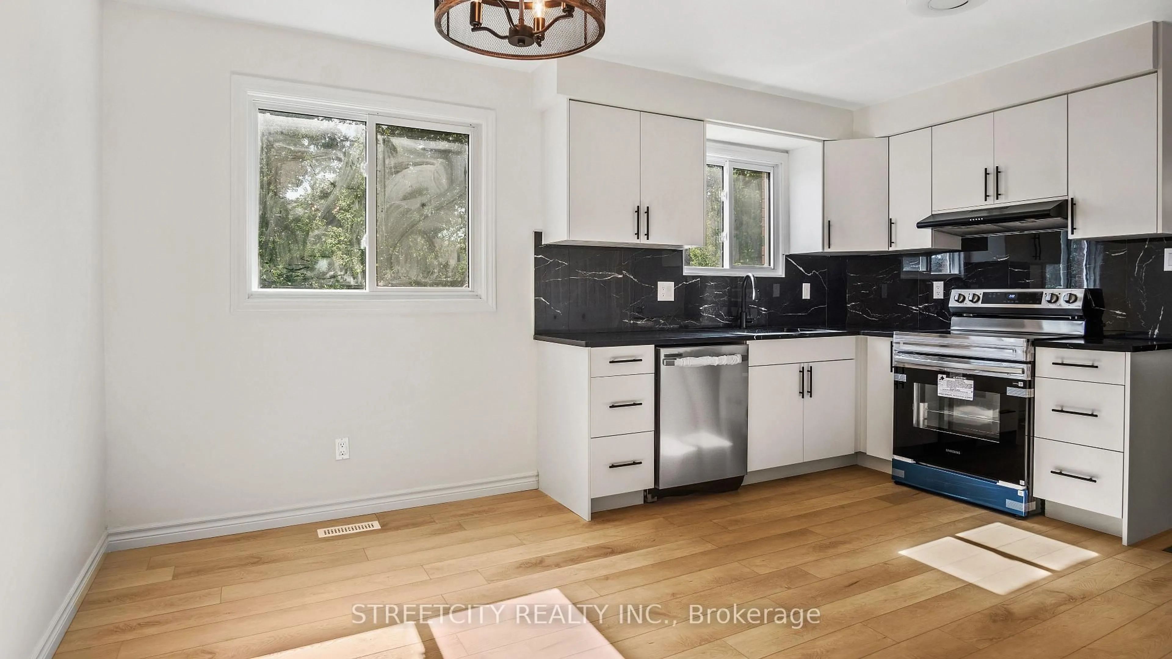 Open concept kitchen, unknown for 1687 Ernest Ave, London South Ontario N6E 2S3