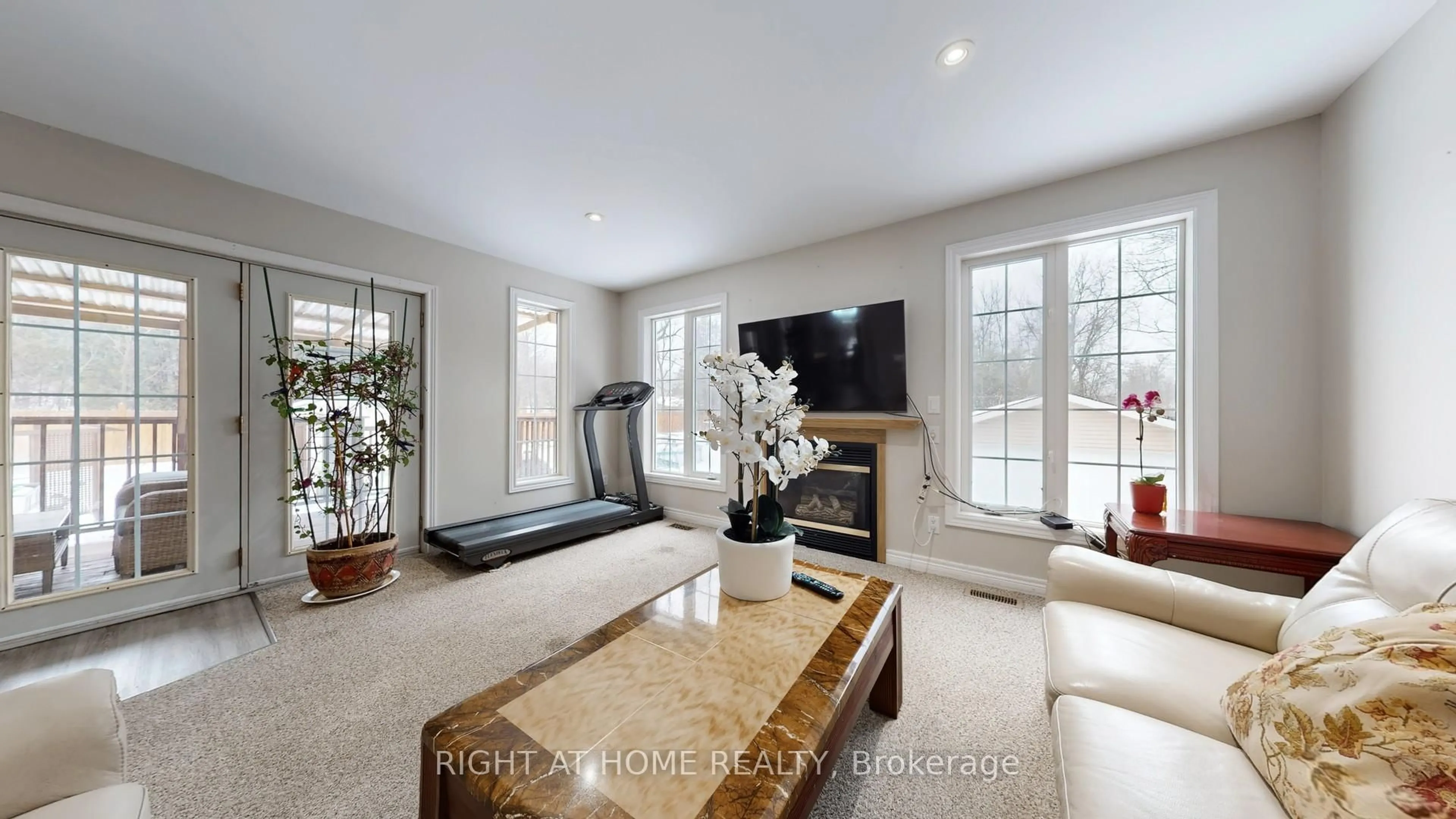 Living room with furniture, unknown for 301 Garner Rd, Hamilton Ontario L9G 3K9