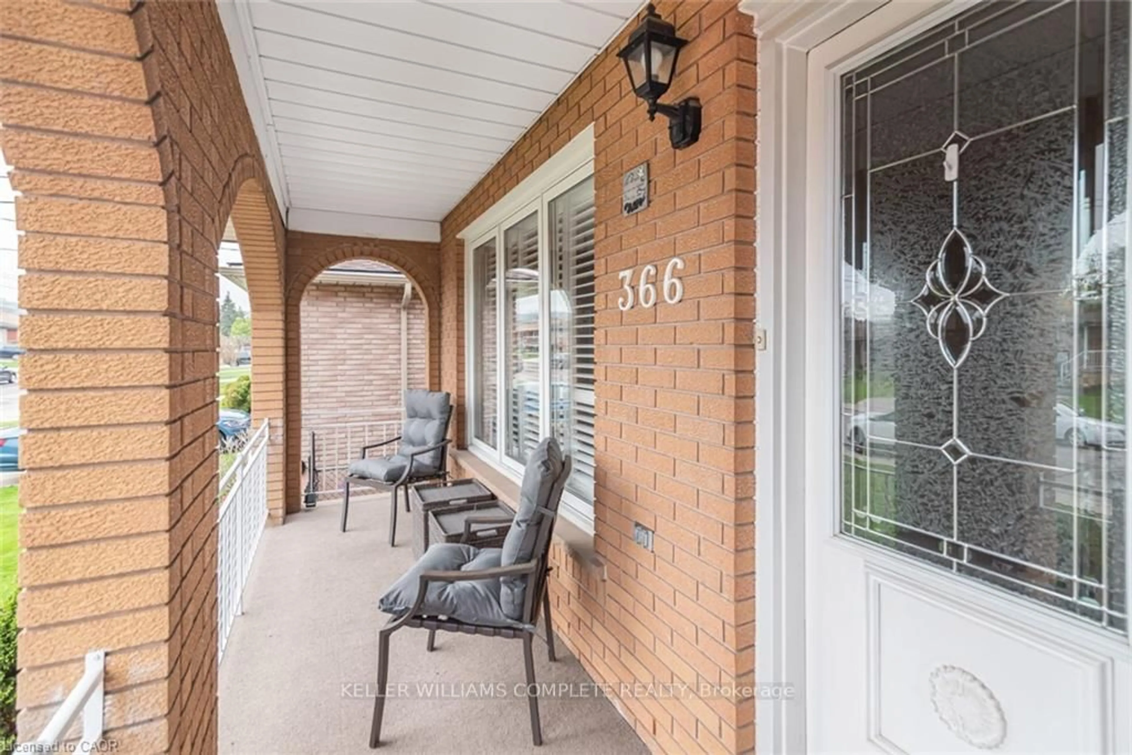 Unknown for 366 BERKINDALE Dr, Hamilton Ontario L8E 3T8