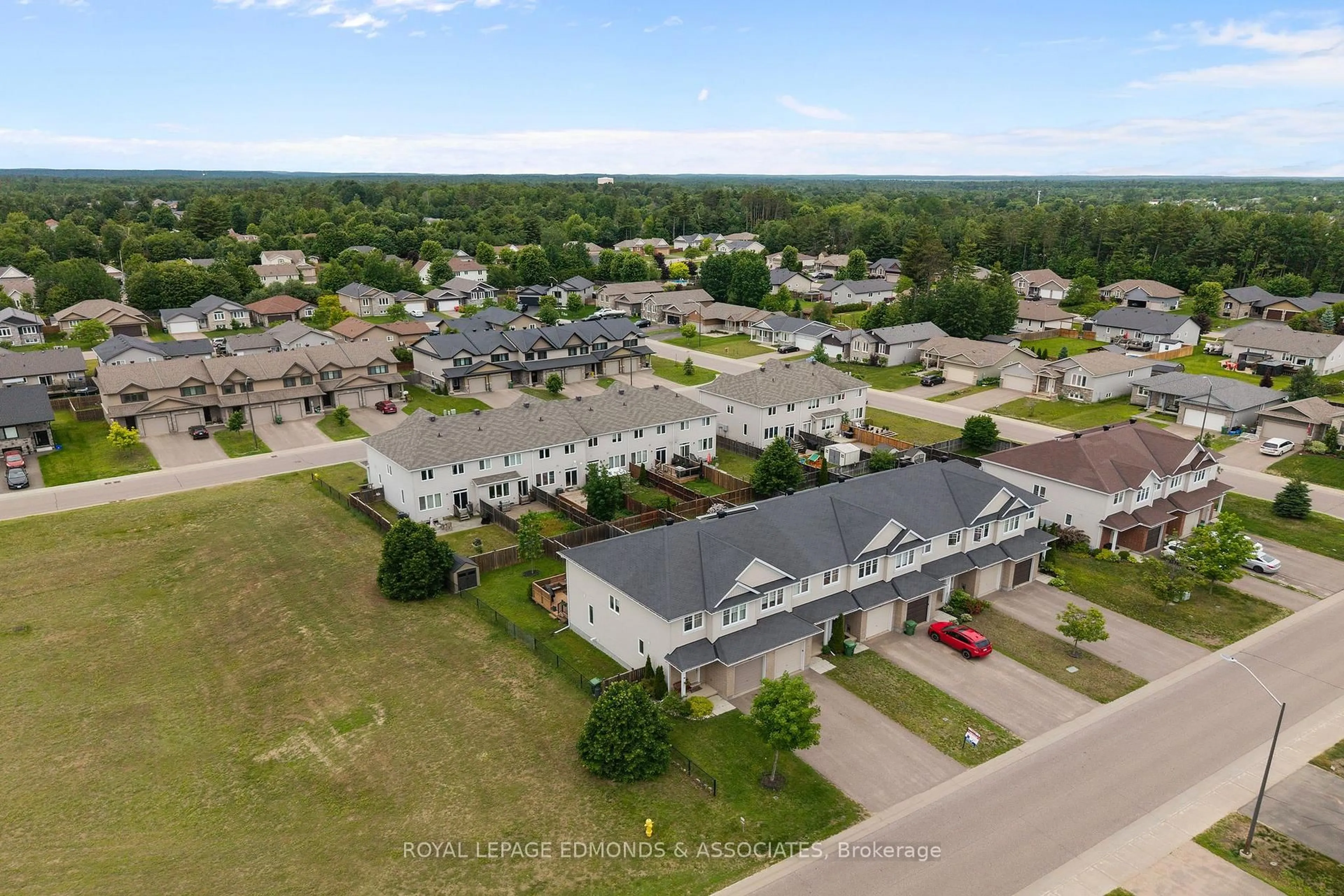 A pic from outside/outdoor area/front of a property/back of a property/a pic from drone, unknown for 1036 Butler Blvd, Petawawa Ontario K8H 0C2
