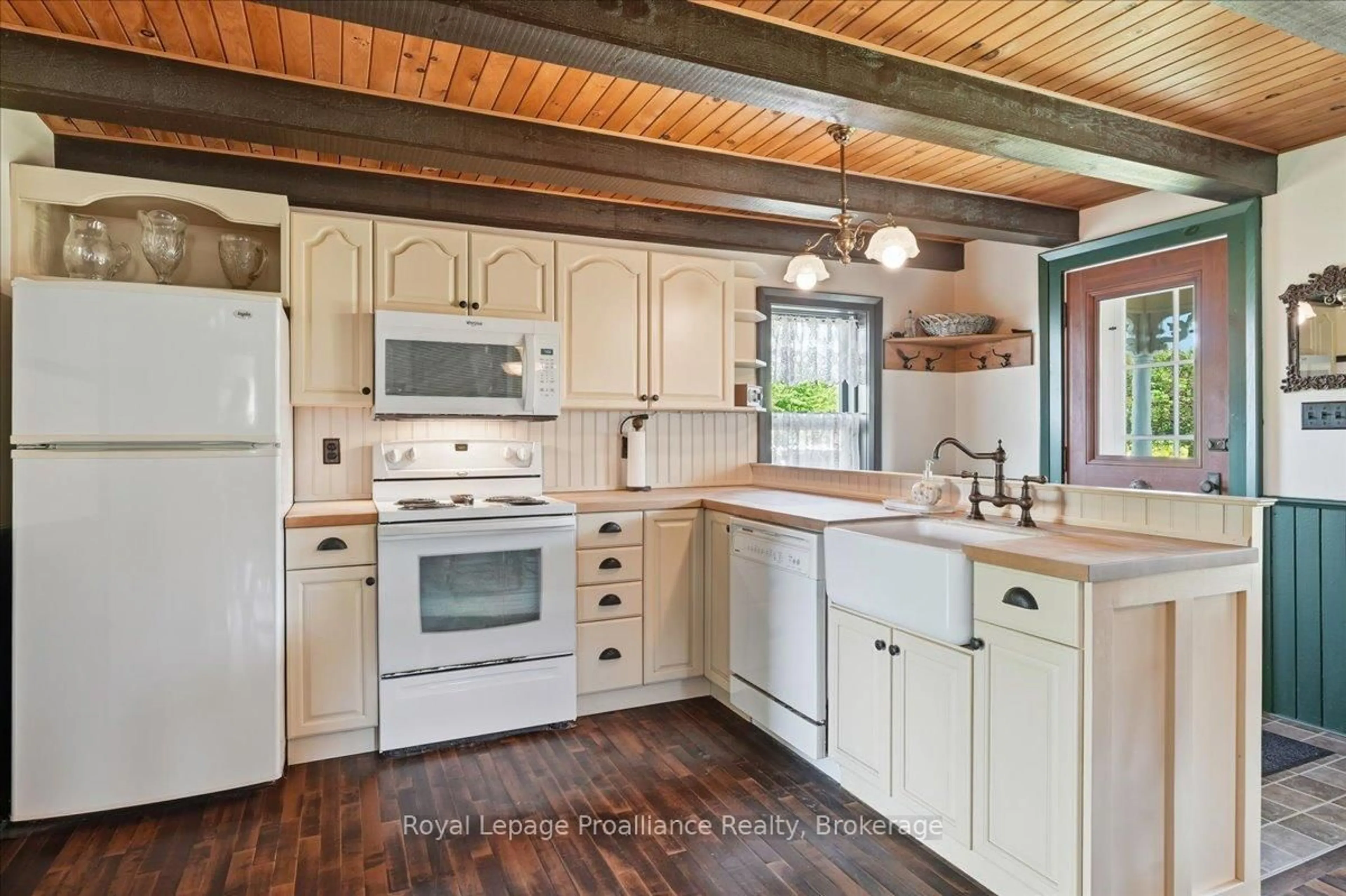 Open concept kitchen, unknown for 1539 E Hungerford Rd, Tweed Ontario K0K 3J0
