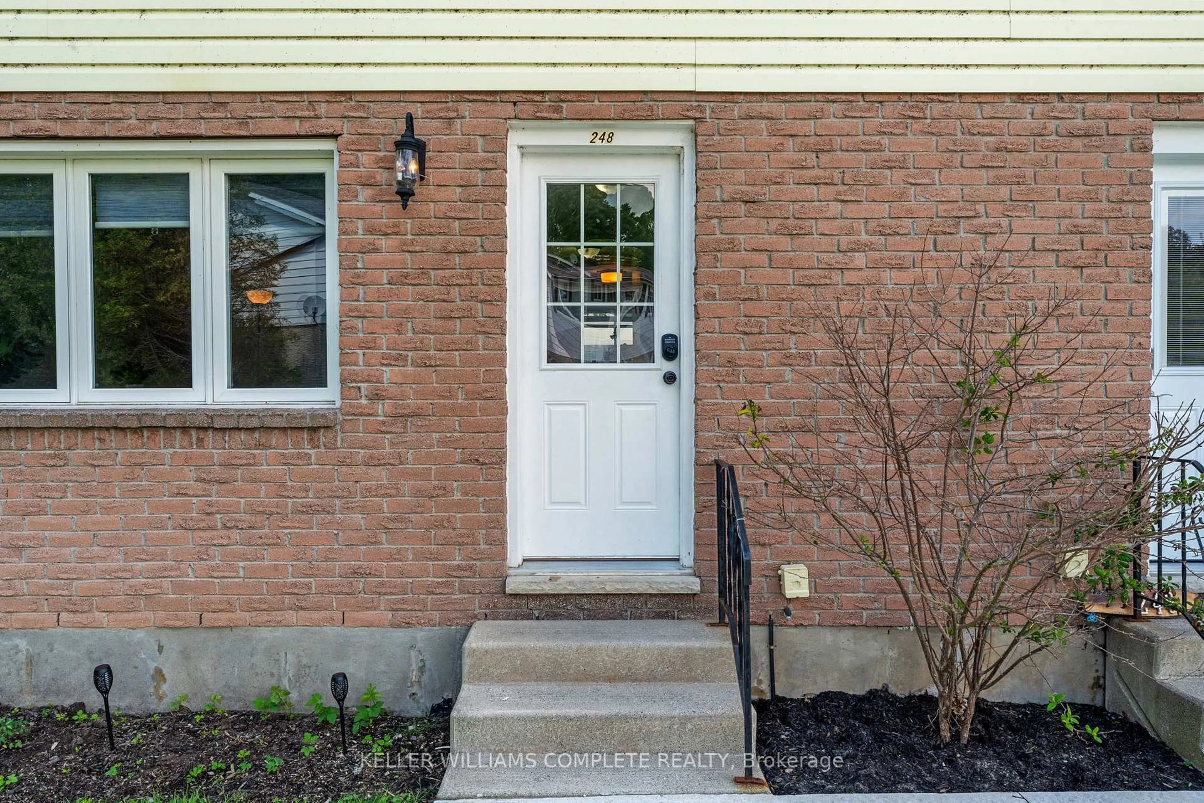 Unknown for 248 Richardson Dr, Norfolk Ontario N0A 1N4