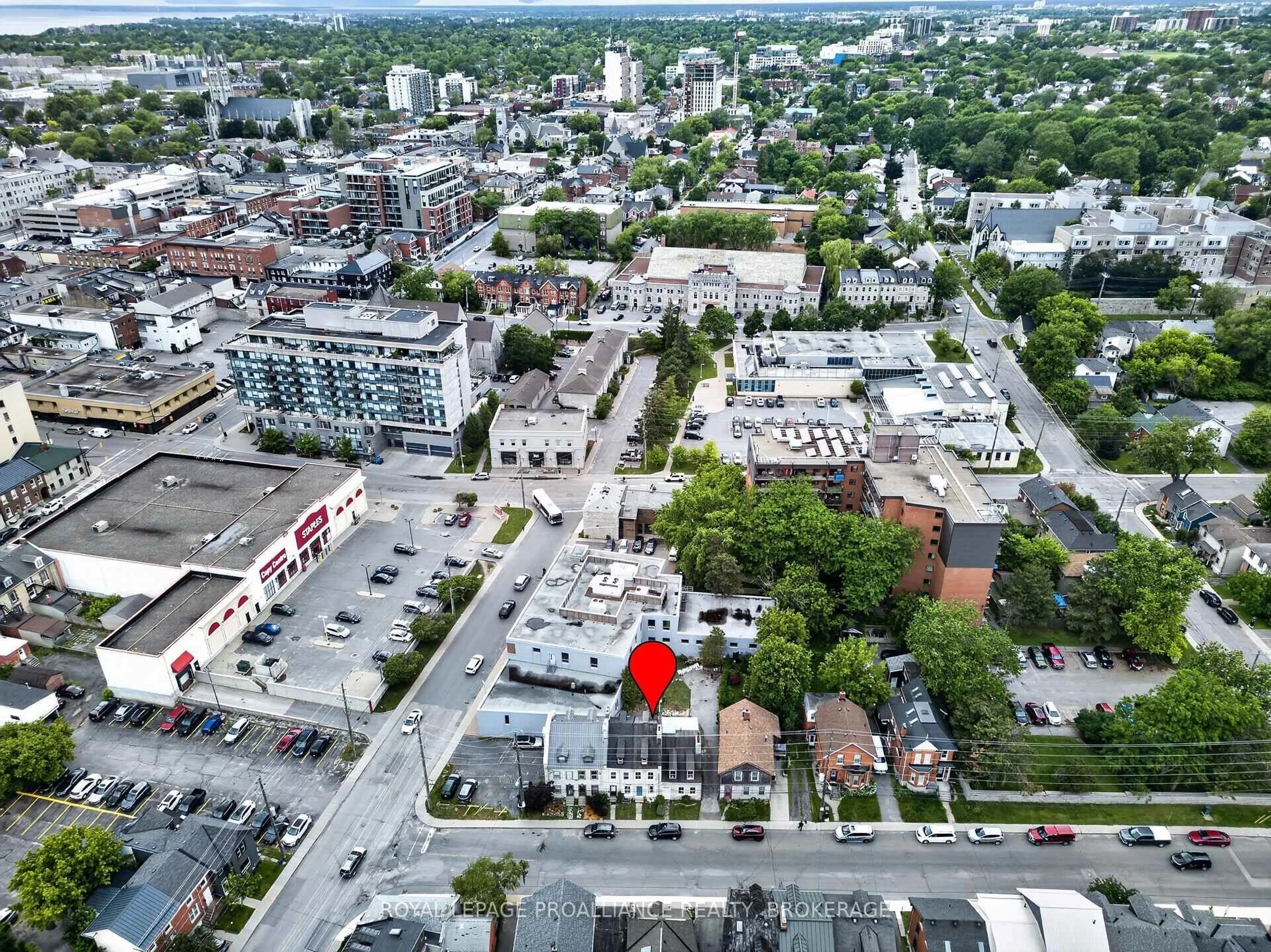 A pic from outside/outdoor area/front of a property/back of a property/a pic from drone, city buildings view from balcony for 12 Rideau St, Kingston Ontario K7K 2Z6