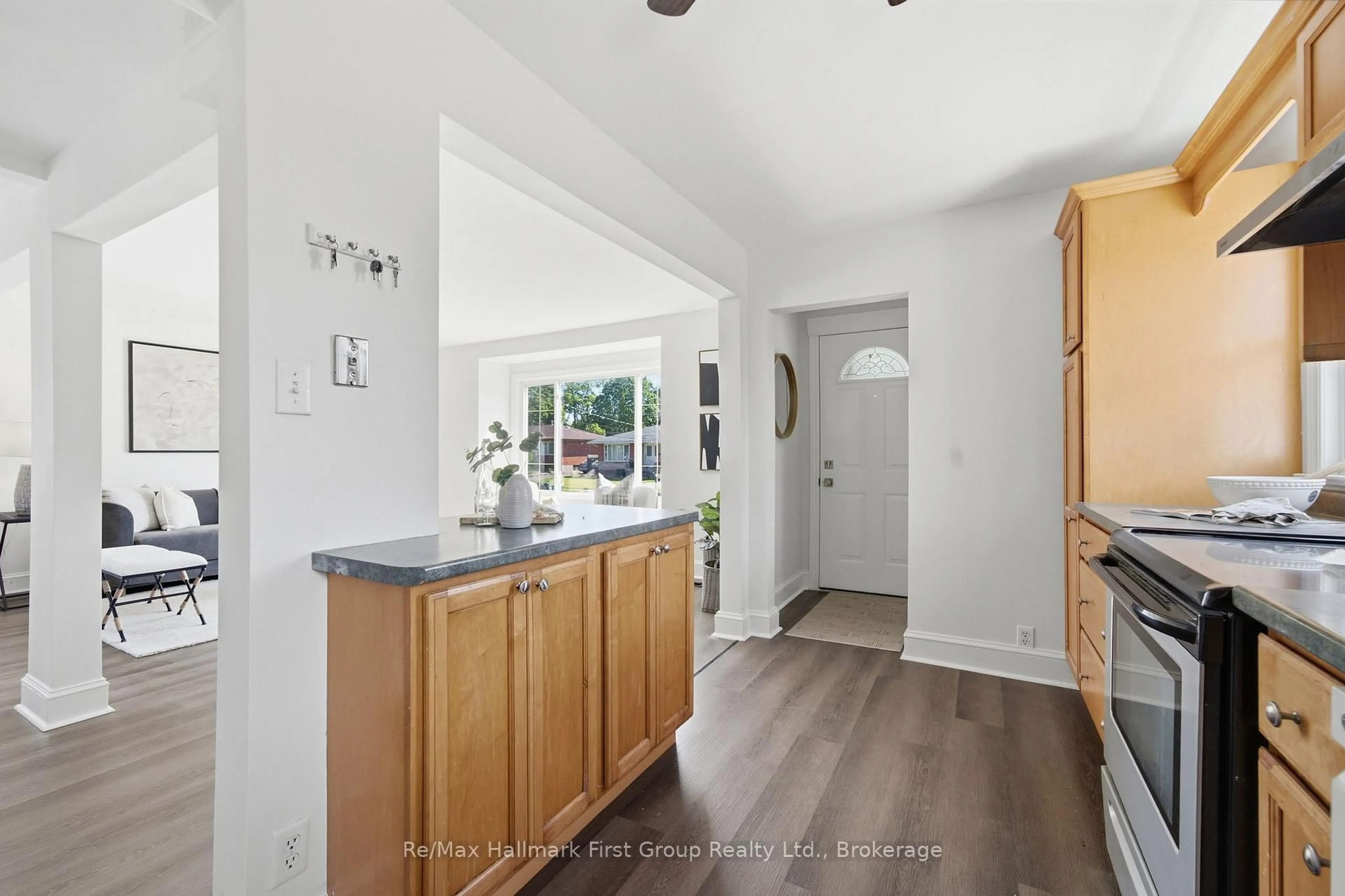 Open concept kitchen, unknown for 573 Sinclair St, Cobourg Ontario K9A 2Y8