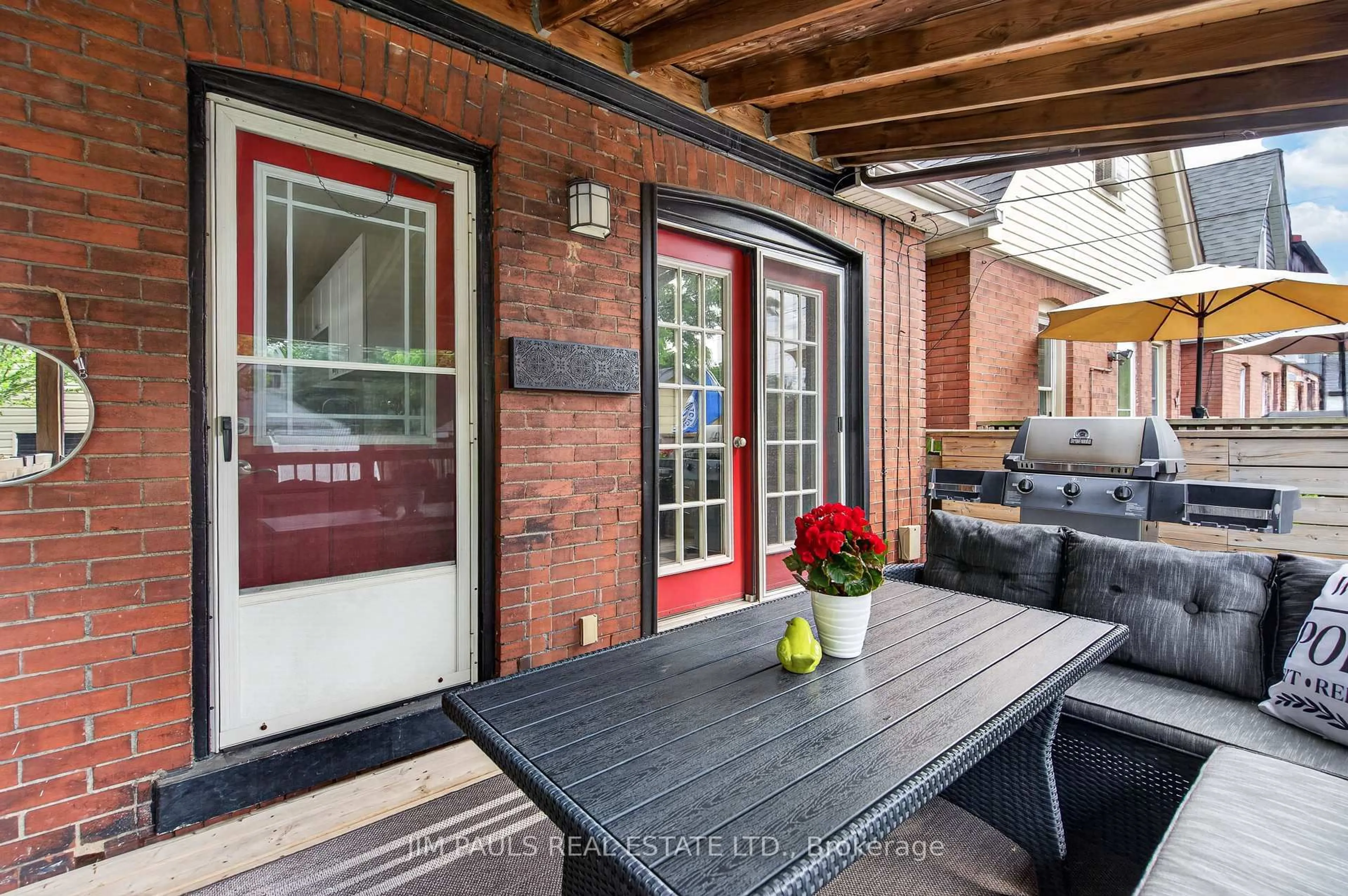 Patio, street for 55 Cameron Ave, Hamilton Ontario L8H 4Z1