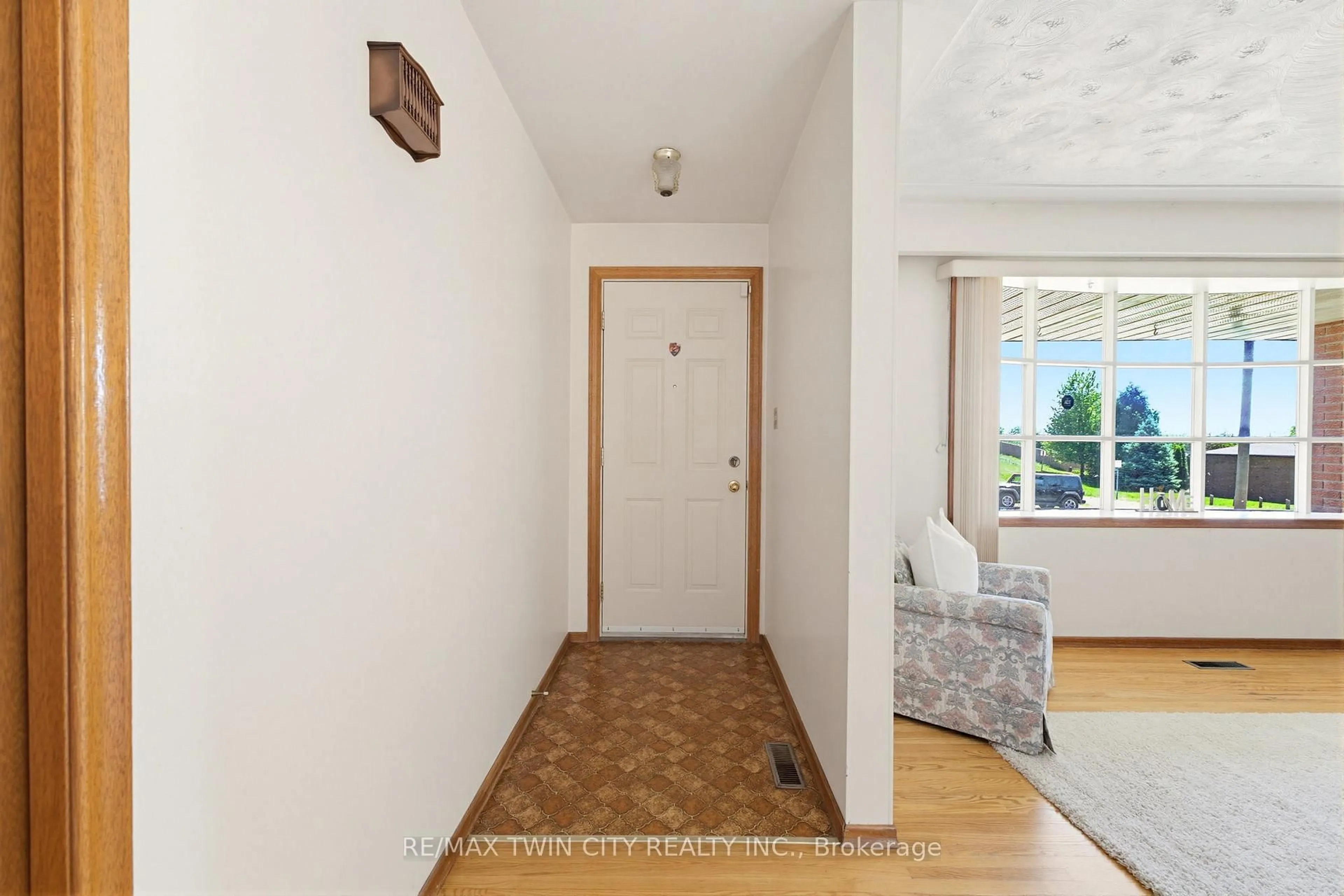 Indoor entryway for 34 Volta Ave, Kitchener Ontario N2A 2P8