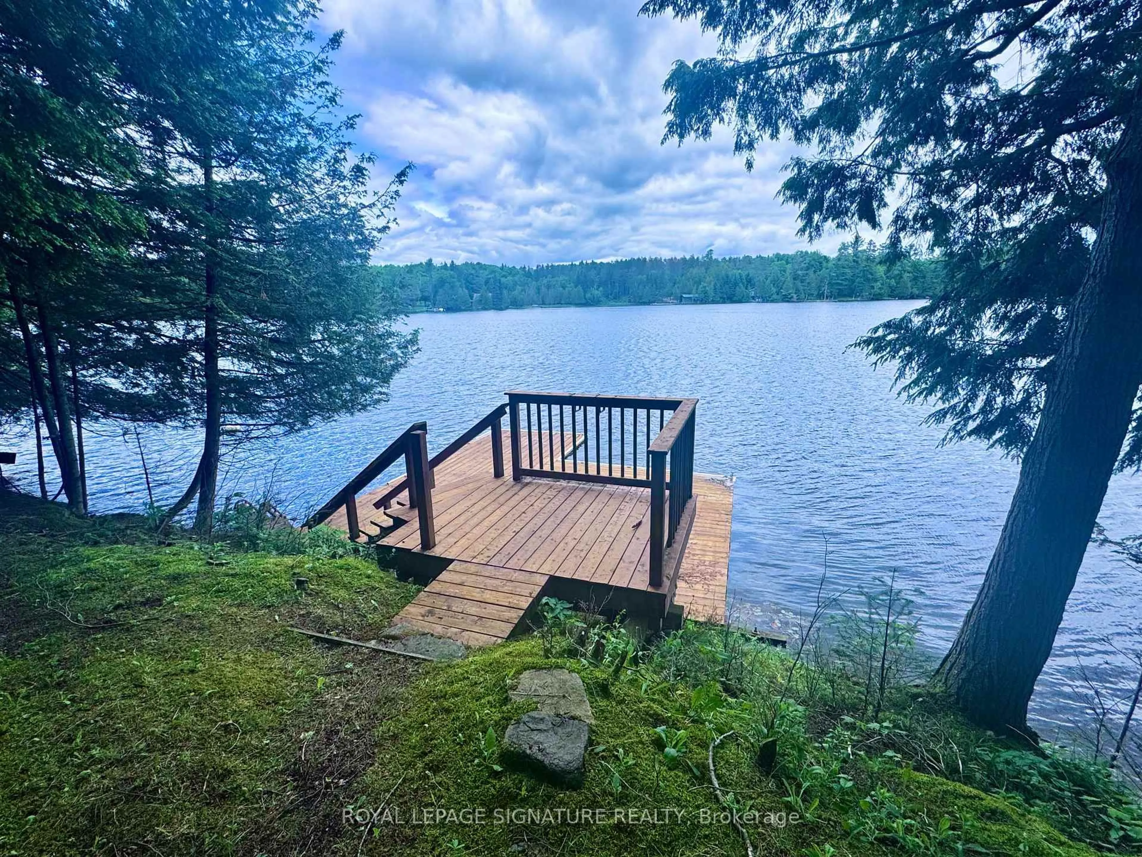 Patio, water/lake/river/ocean view for 1295 Beaverdam Tr, Minden Hills Ontario K0M 2K0