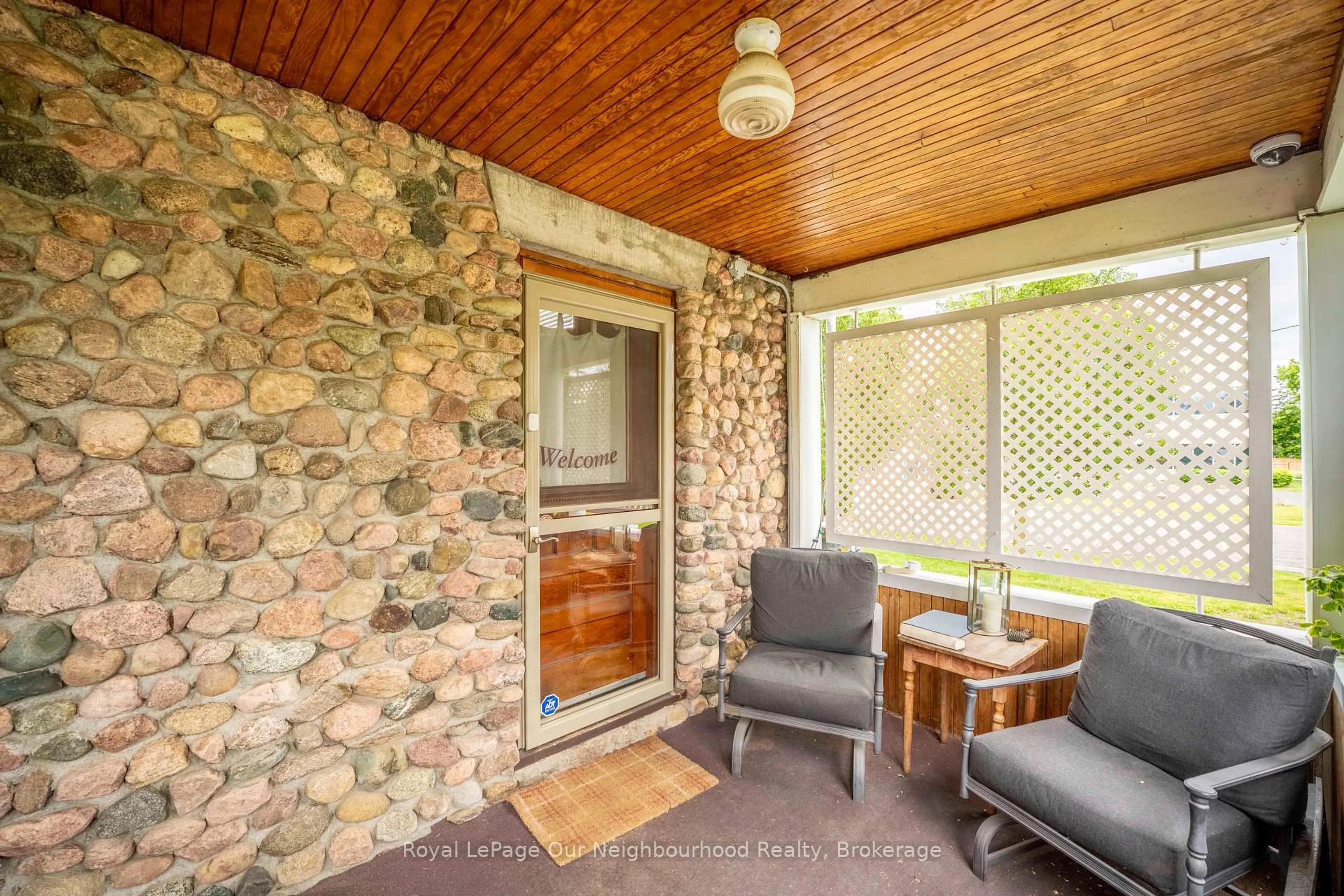 Patio, unknown for 107 Toronto Rd, Port Hope Ontario L1A 3S4