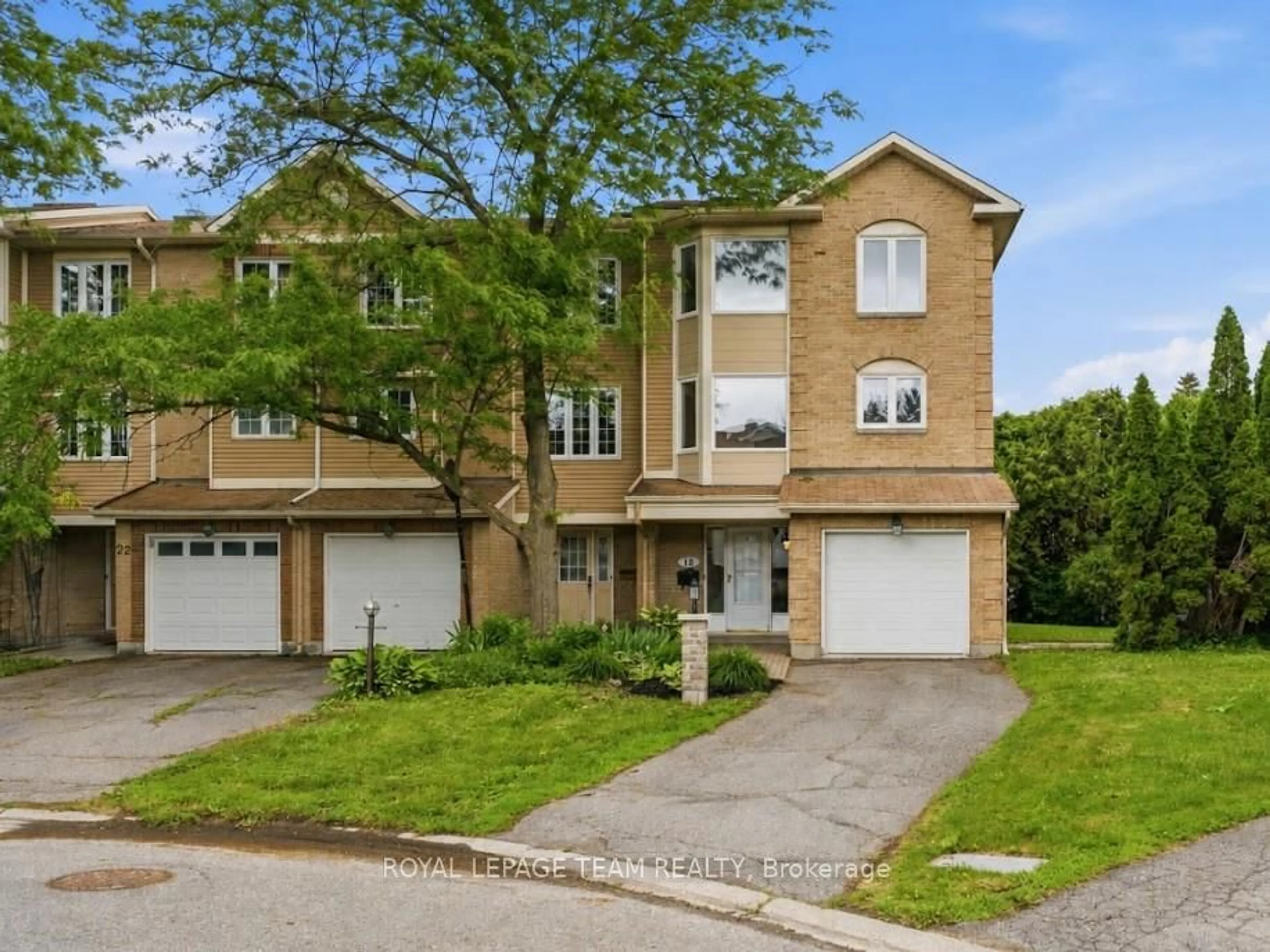 Unknown for 18 Arbordale Cres, Ottawa Ontario K2G 5C6
