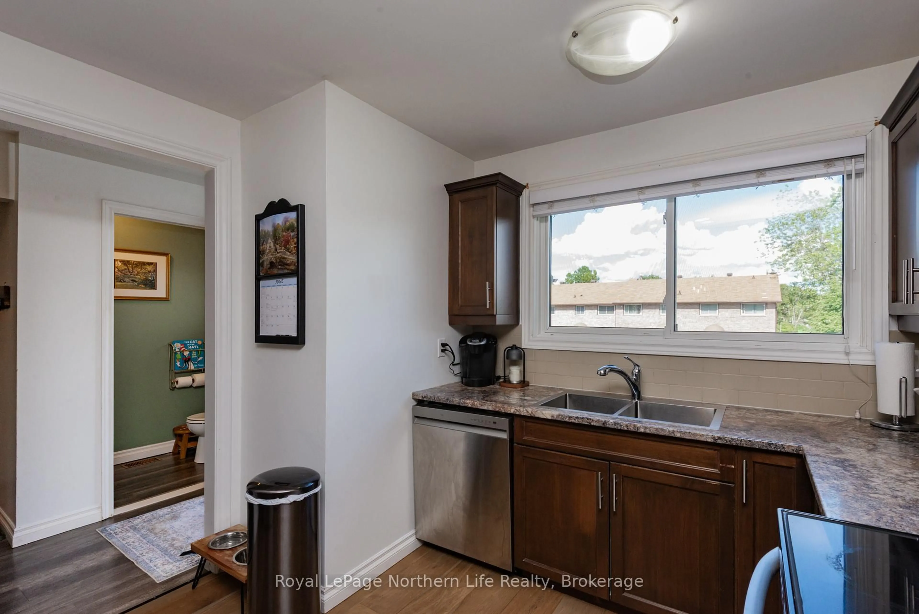 Standard kitchen, unknown for 328 Wickstead Ave #1, North Bay Ontario P1A 3L8