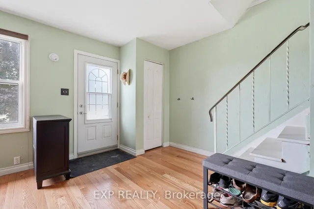 83 Oriole Pkwy, Woolwich 5
