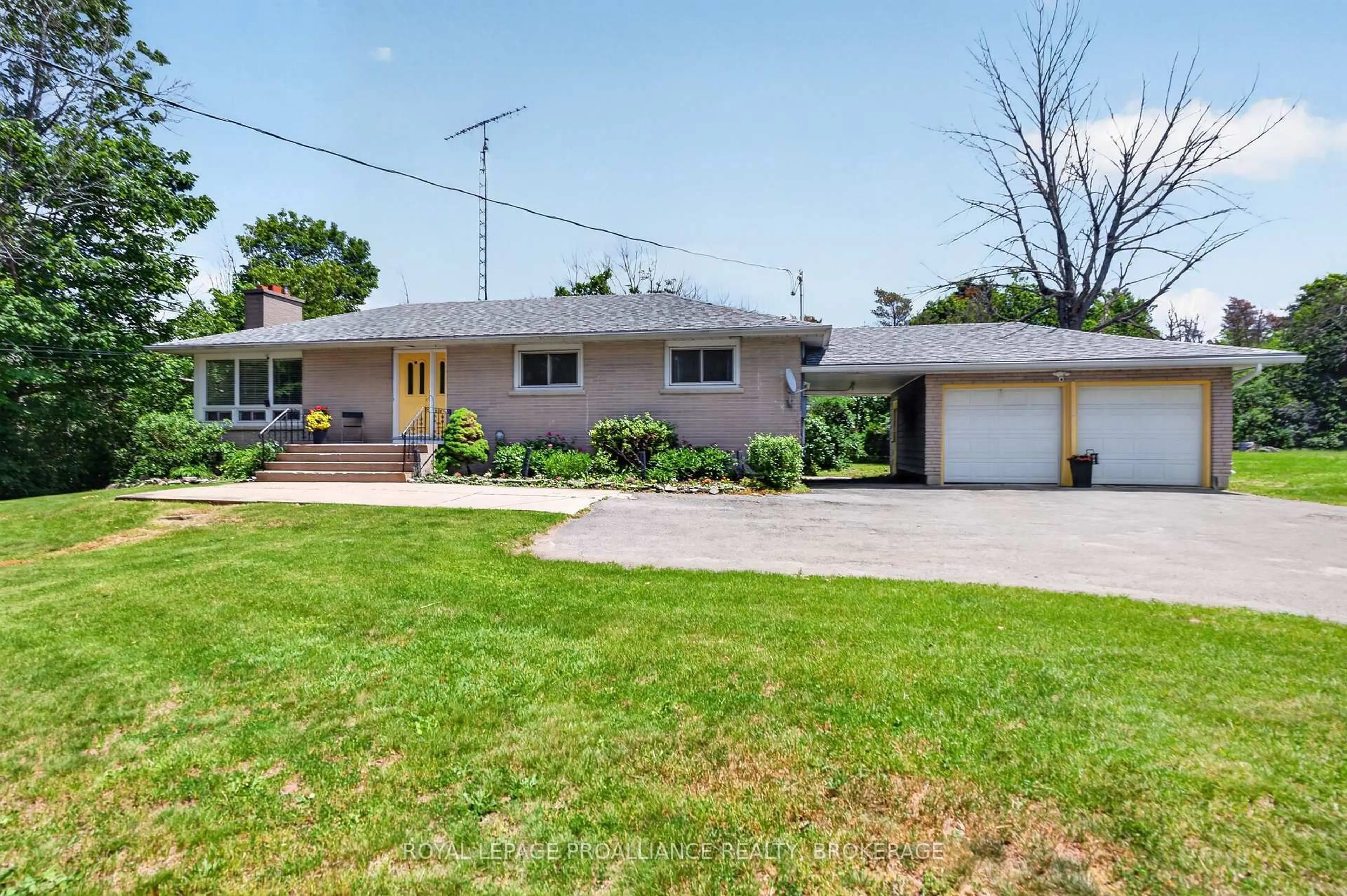Unknown for 1912 Sydenham Rd, Kingston Ontario K7L 4V4