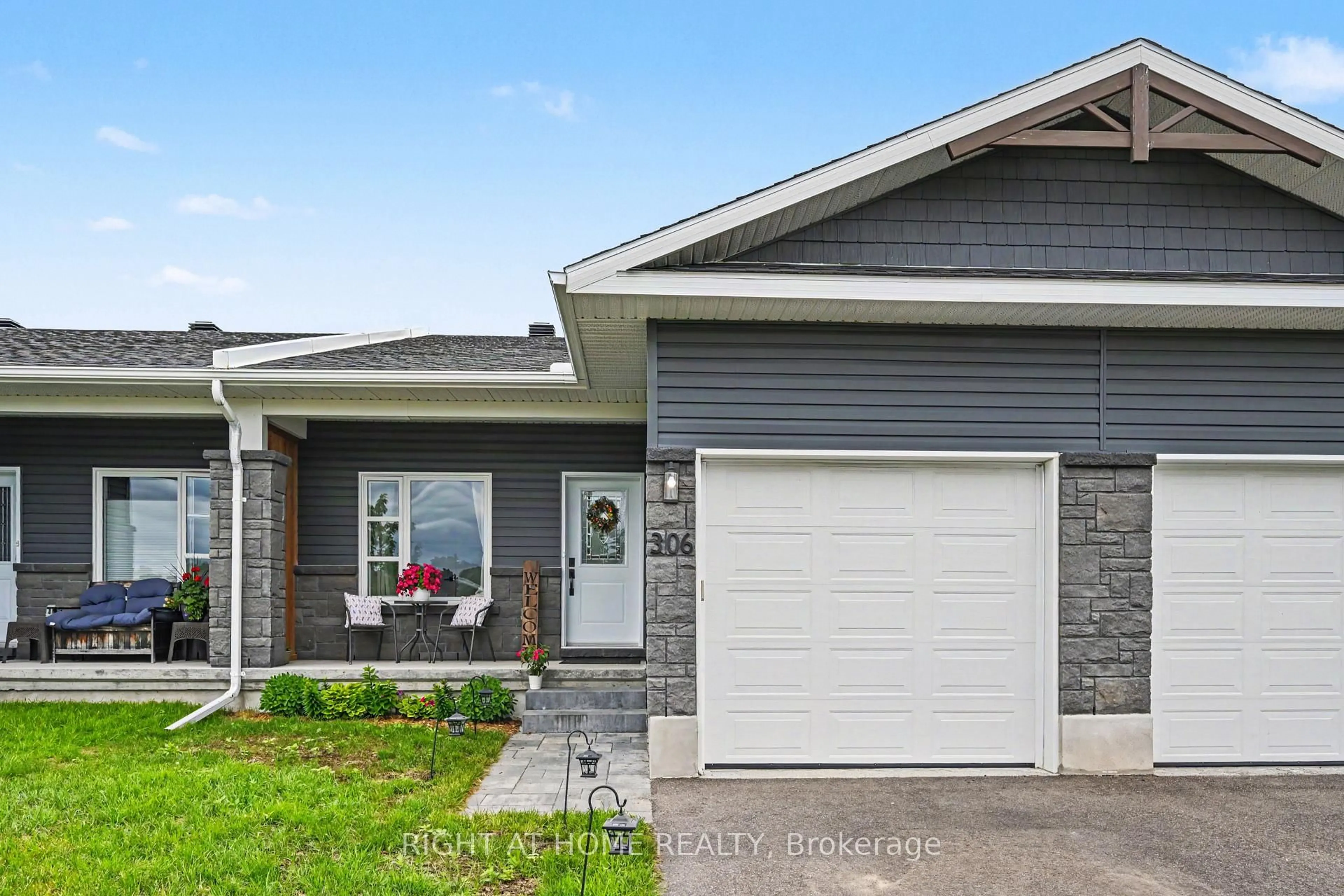 Home with vinyl exterior material, street for 306 Forestview Cres, Renfrew Ontario K7V 0C4