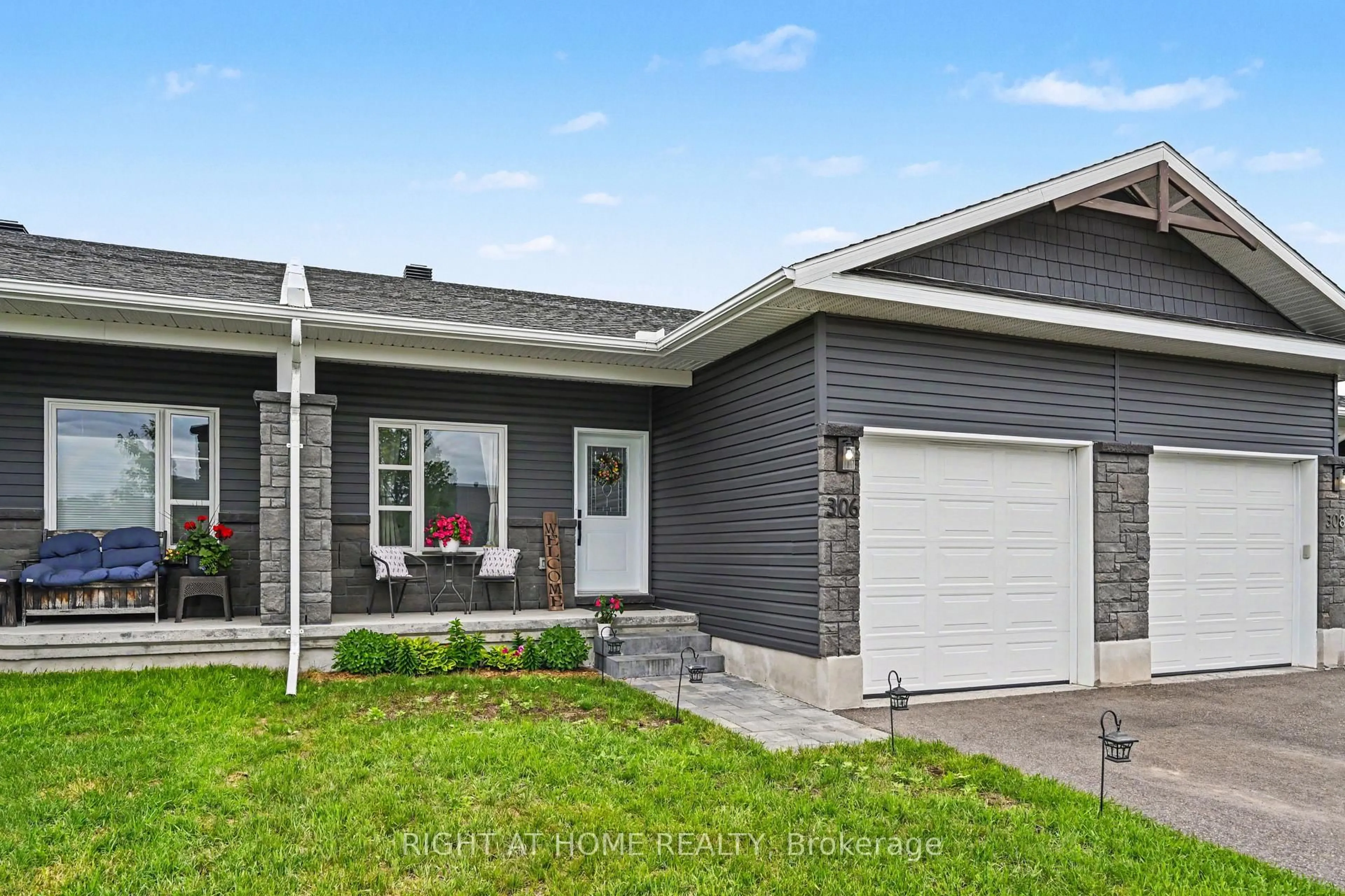 Home with vinyl exterior material, street for 306 Forestview Cres, Renfrew Ontario K7V 0C4