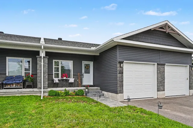 306 Forestview Cres, Renfrew 2