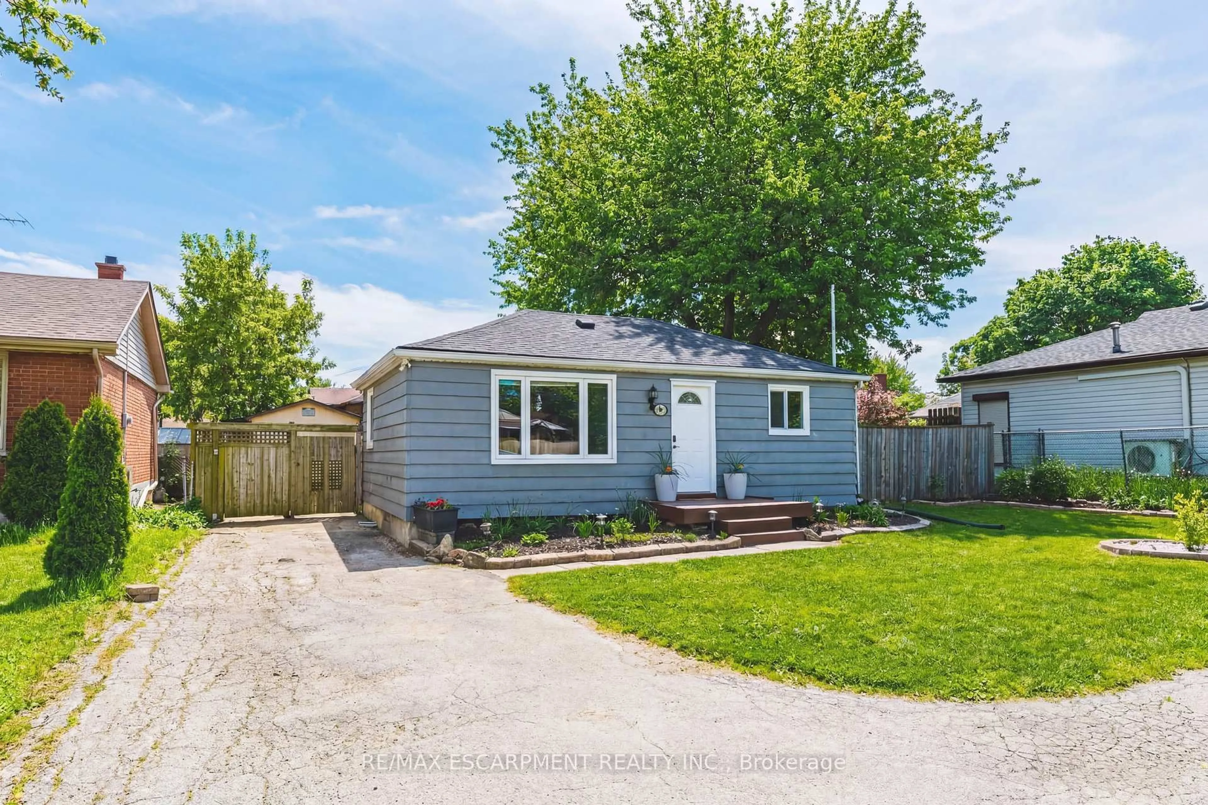 Unknown for 546 Mohawk Rd, Hamilton Ontario L8V 2J6