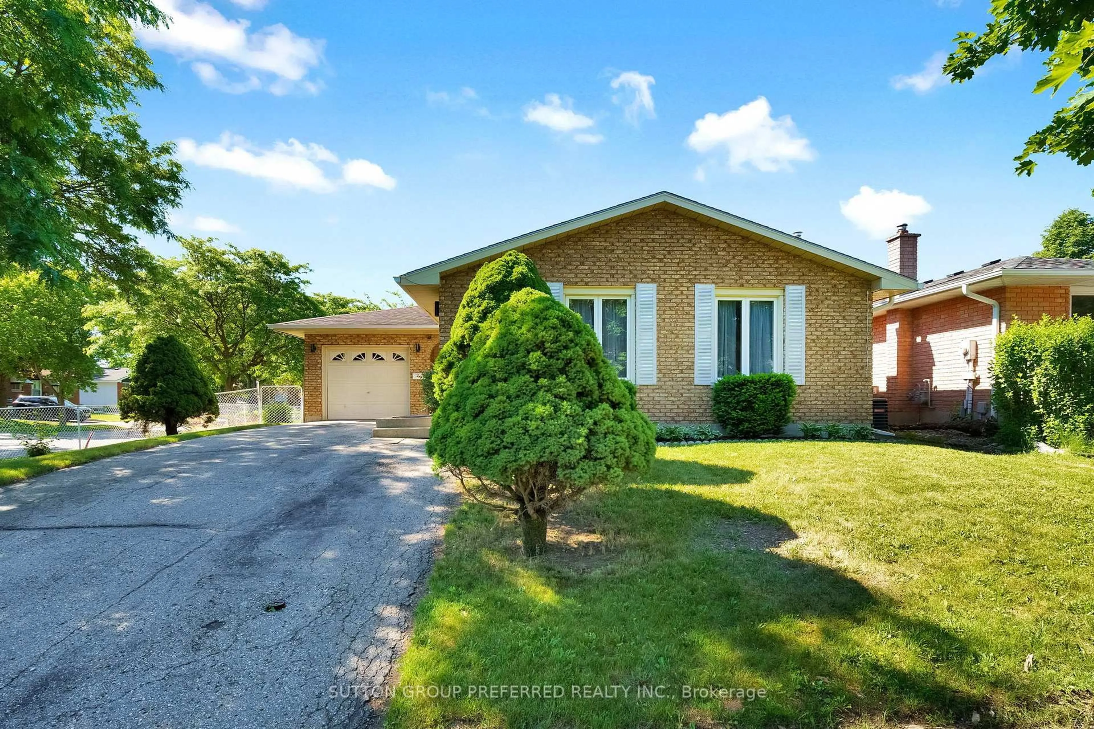 Home with brick exterior material, street for 1 Ponderosa Cres, London South Ontario N6E 2L4