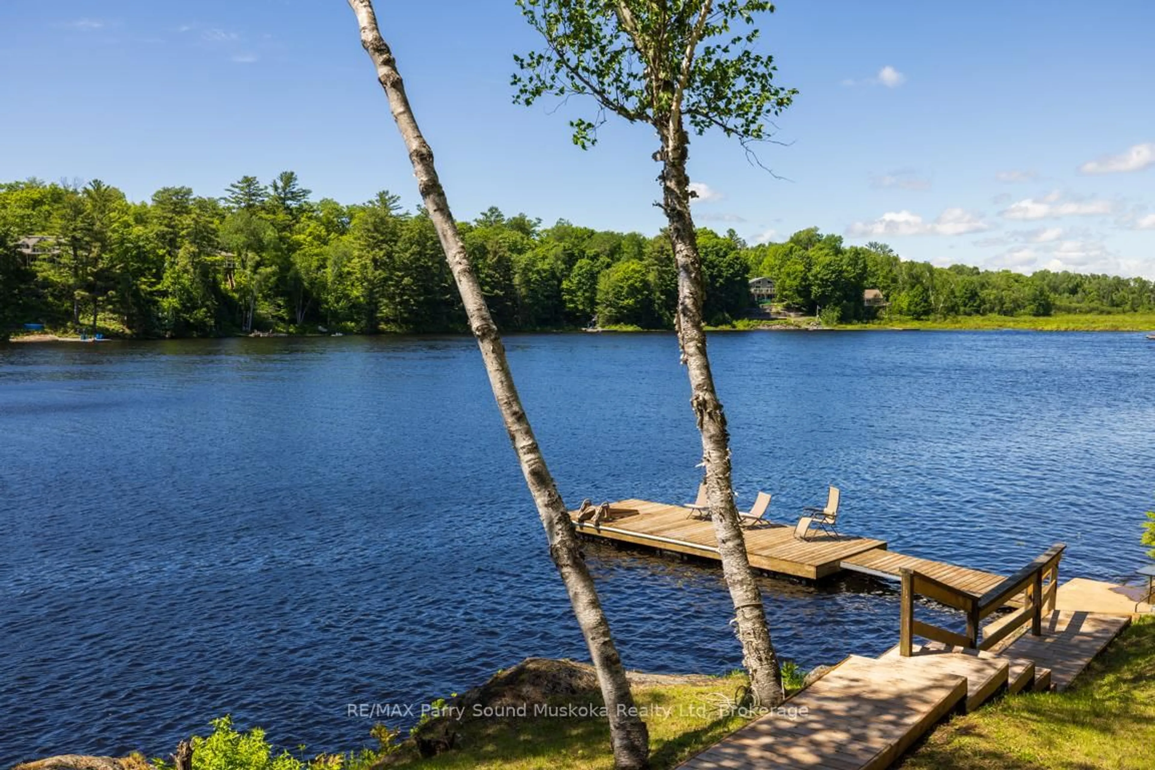 Patio, water/lake/river/ocean view for 40 Beaver Tr, McDougall Ontario P2A 2W7