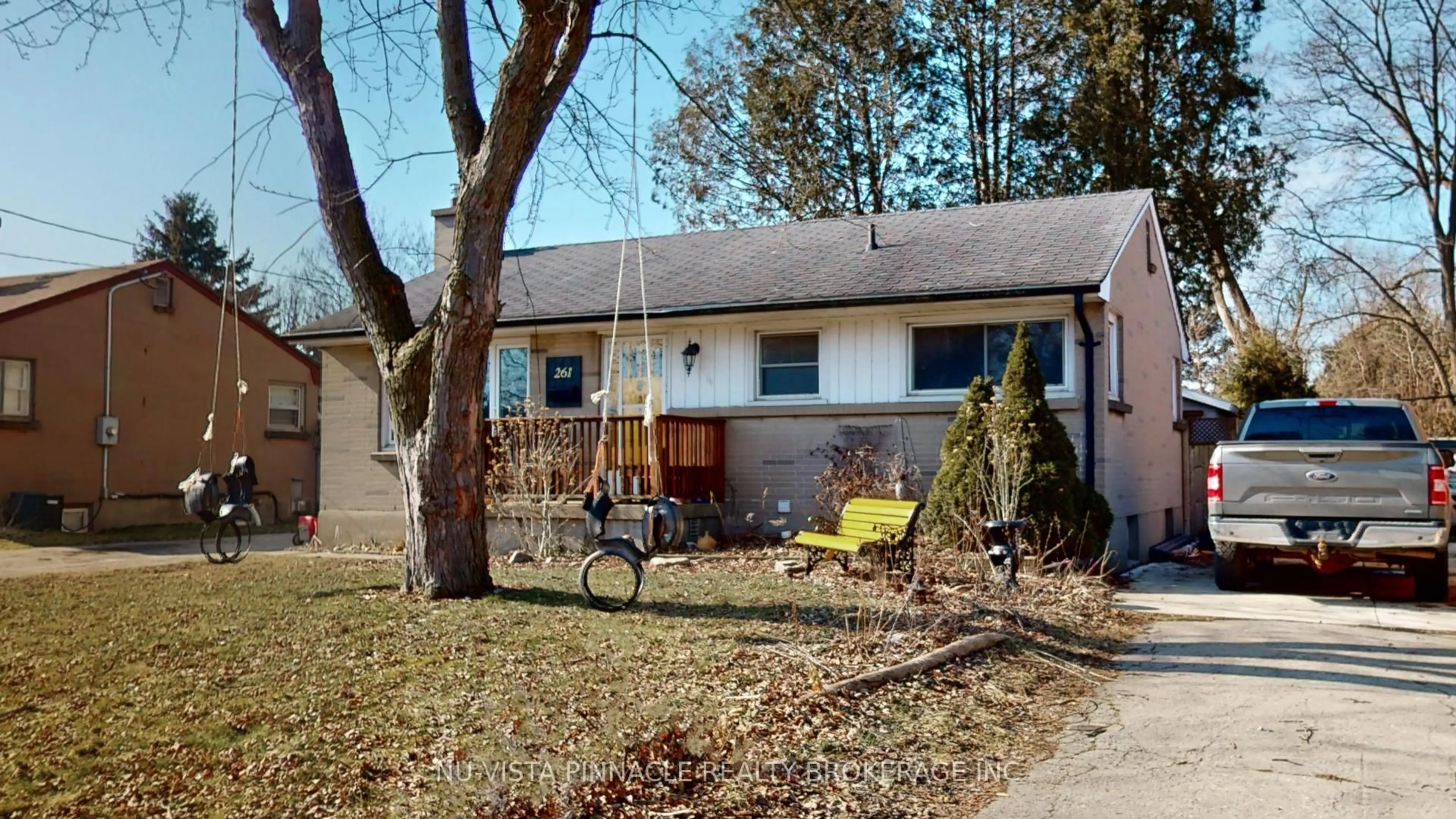 Unknown for 261 Winnipeg St, London East Ontario N5W 4T8