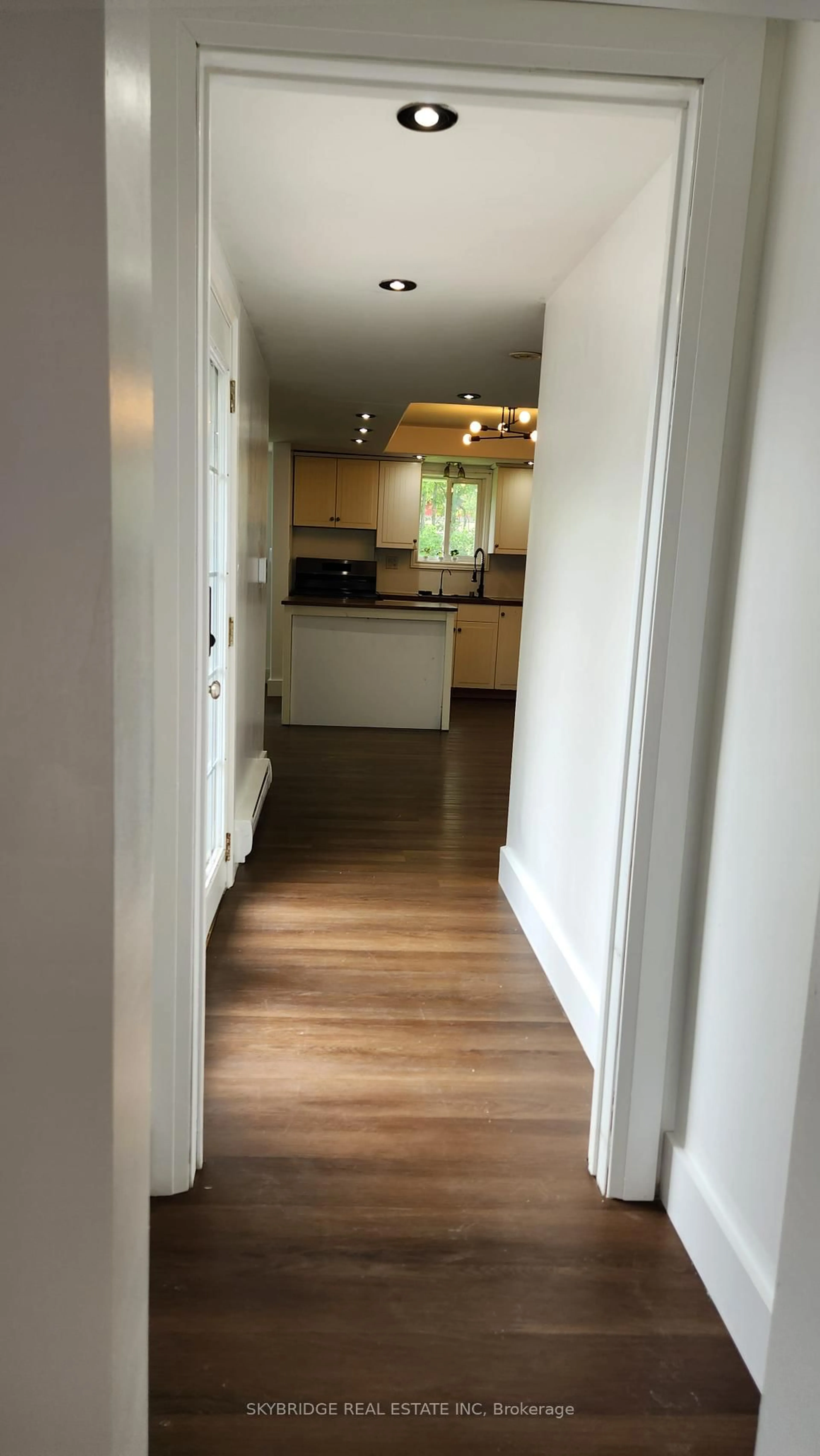A pic of a room for 12 Mohawk Line, Haldimand Ontario N0A 1K0