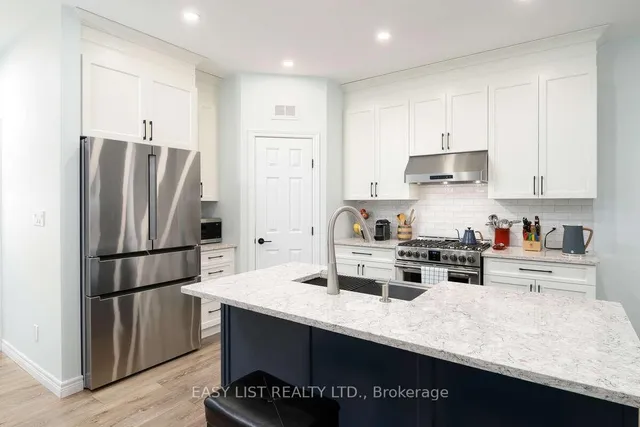 18 Dayton Crt, Prince Edward County 5