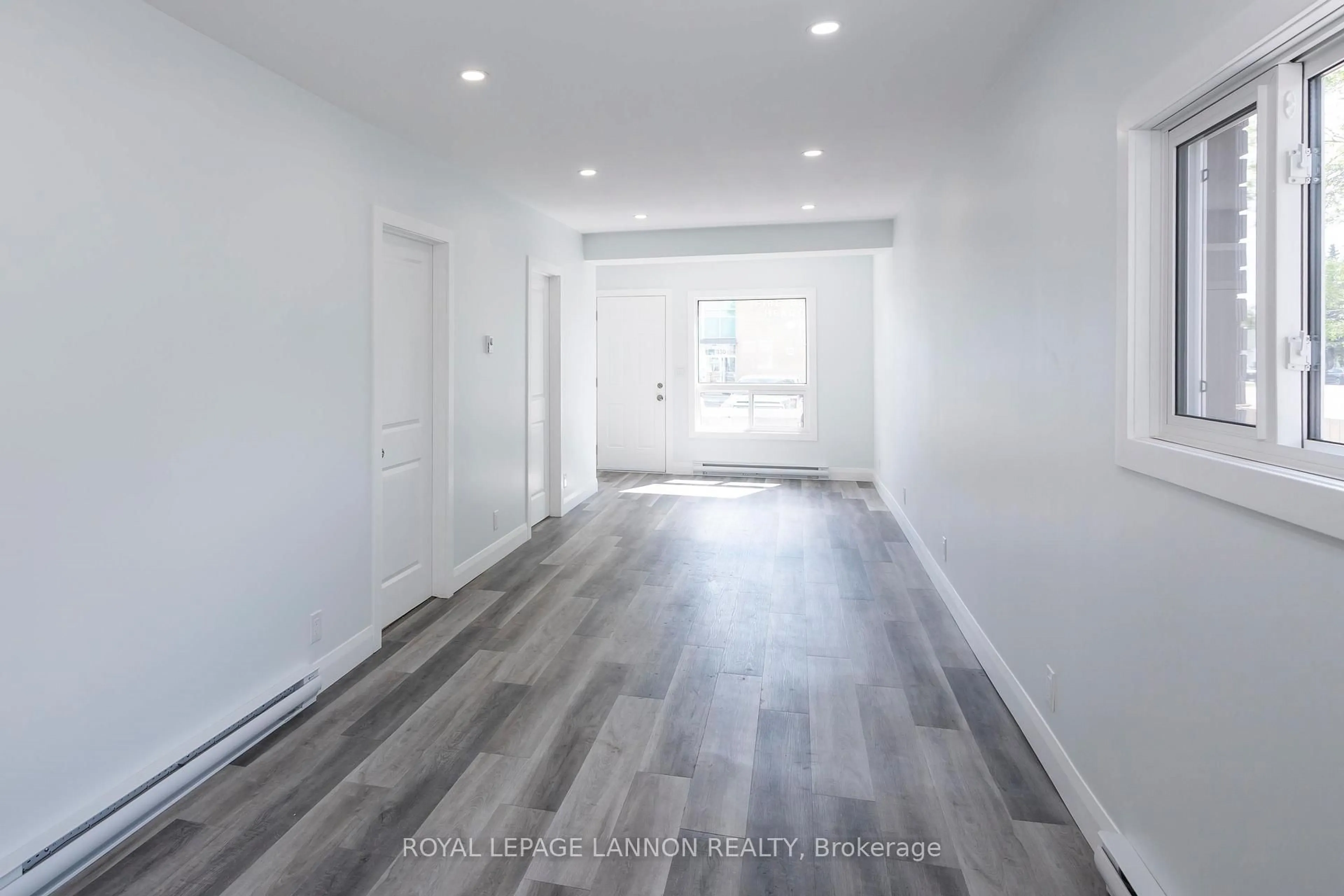 A pic of a room for 335 VICKERS St, Thunder Bay Ontario P7C 4B1