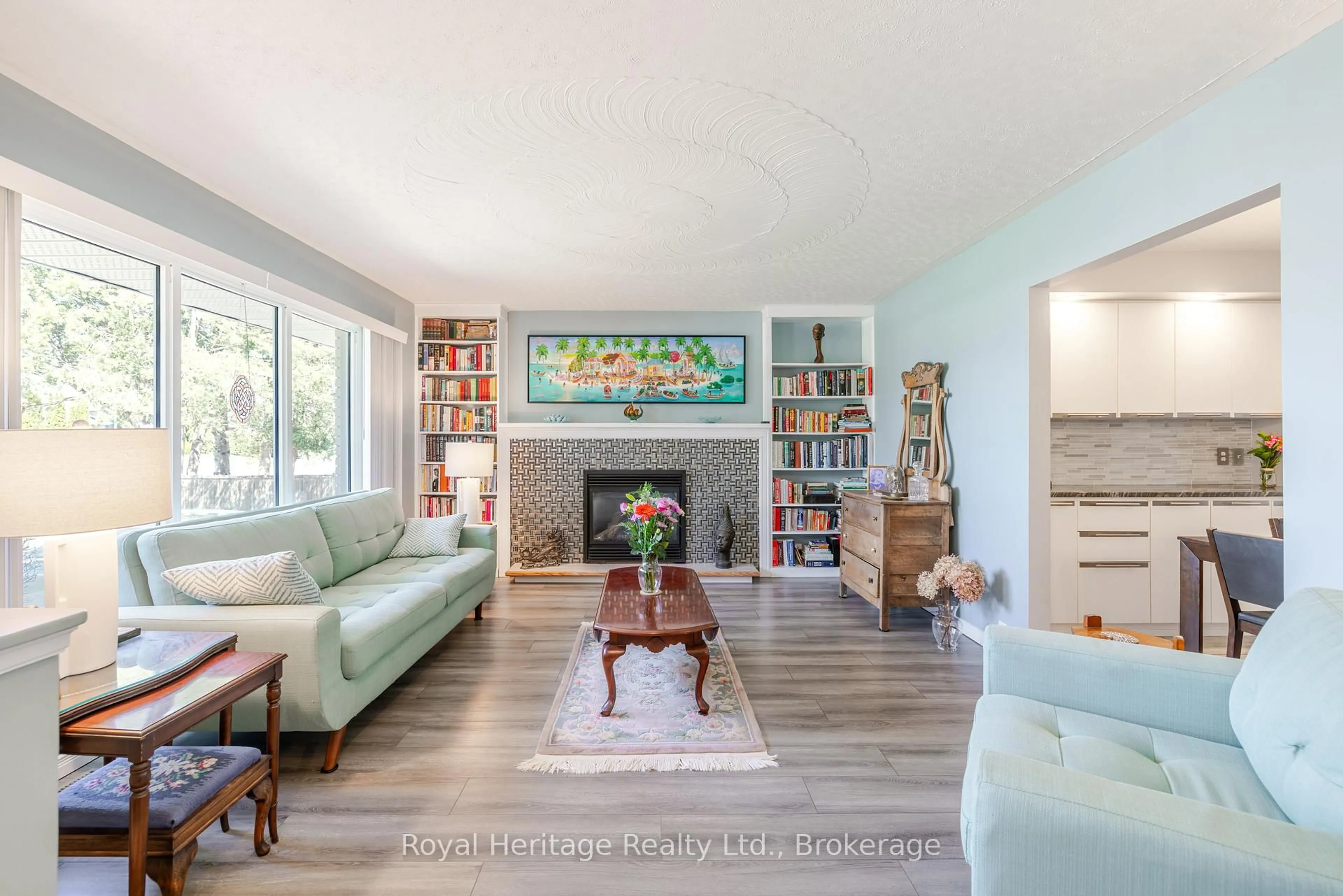 Living room with furniture, unknown for 93 Cedar St, Brighton Ontario K0K 1H0